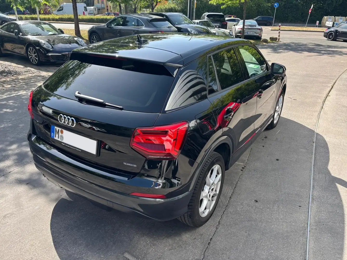 Audi Q2 2.0 TFSI design quattro Virtual Pano SpoSi Schwarz - 2