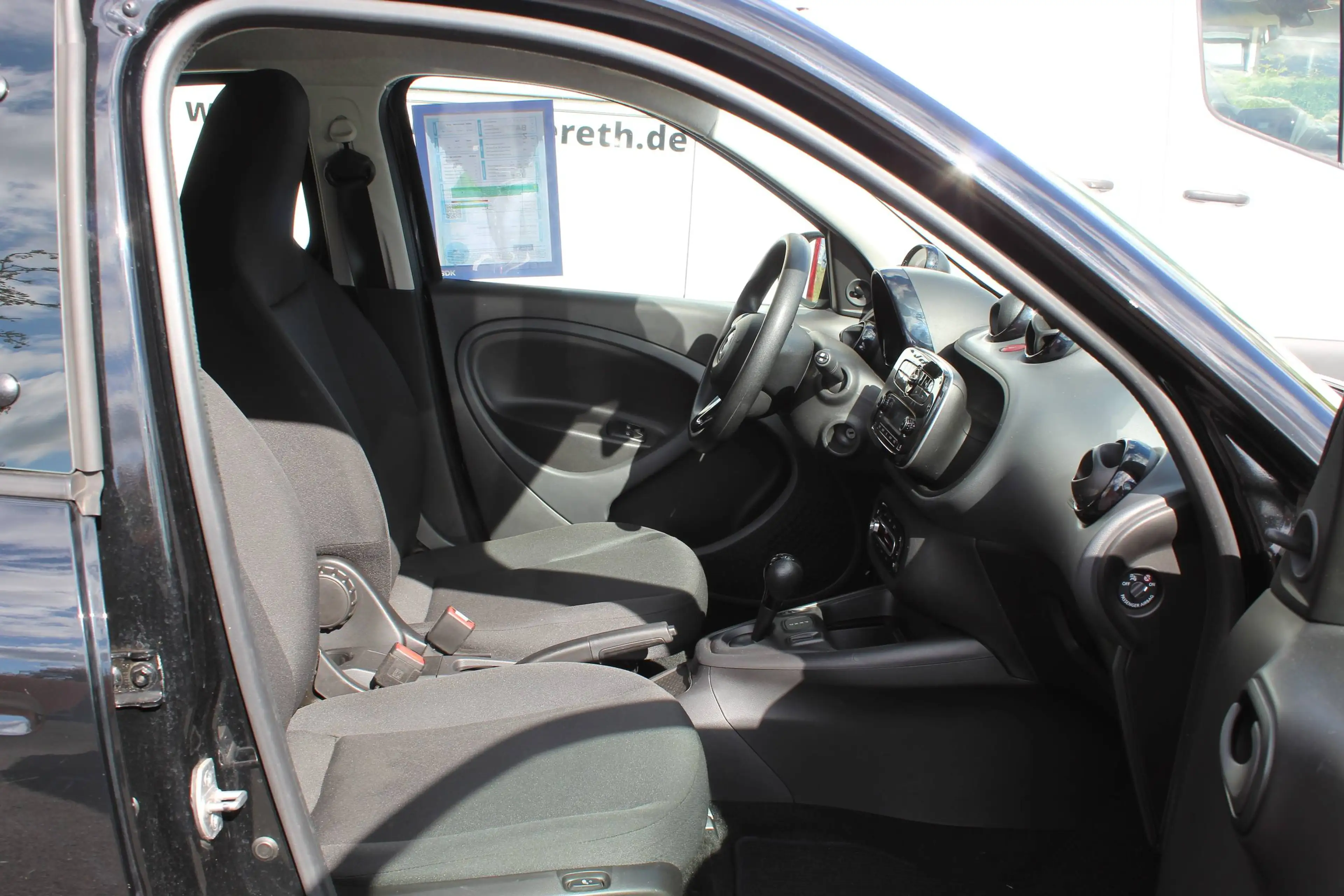 smart forFour electric drive / EQ, SOH 1.Hand Batterie-Zertifikat 90%, DAB-Radio, 8-fach bereift, Sitzheizung — photo 11
