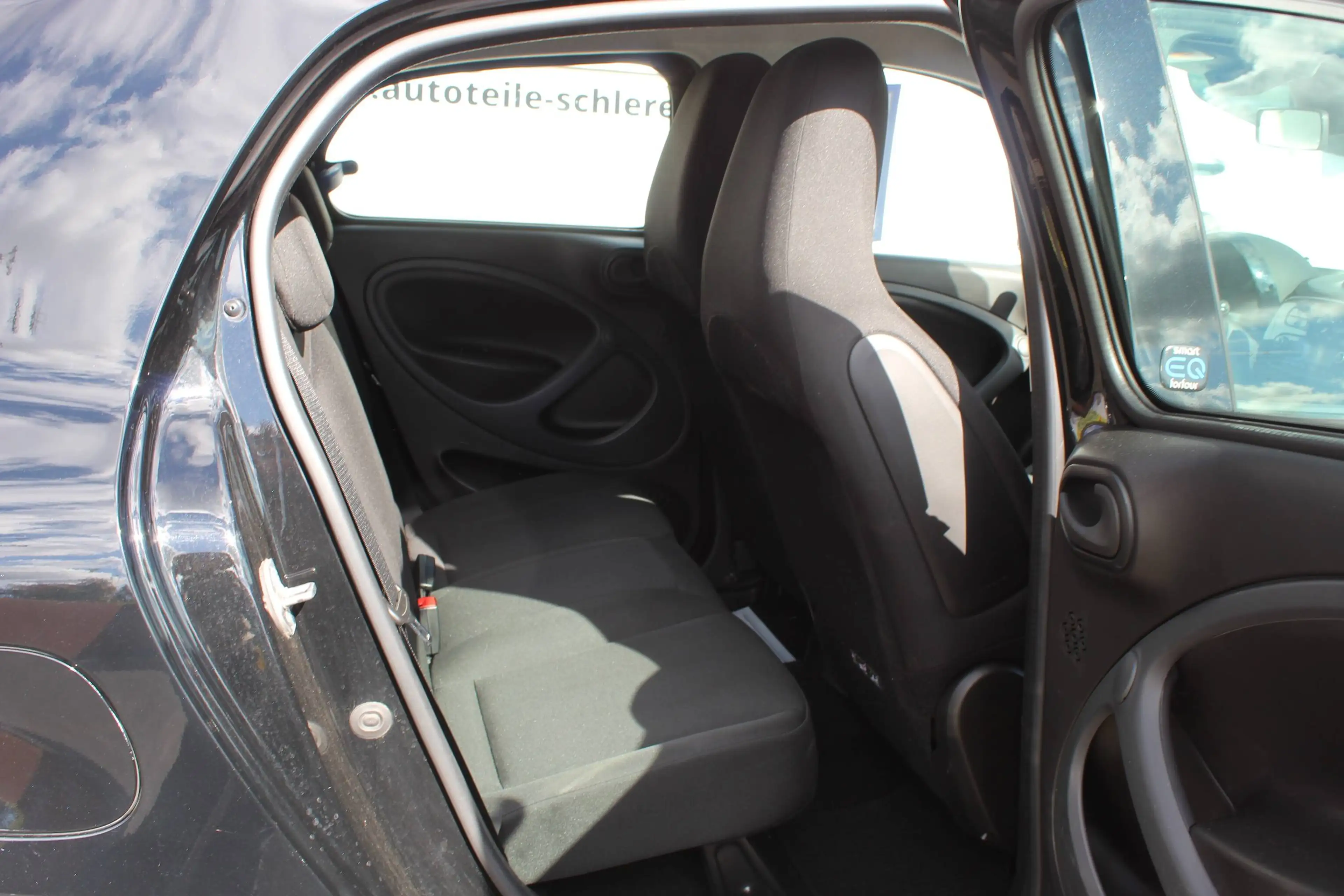 smart forFour electric drive / EQ, SOH 1.Hand Batterie-Zertifikat 90%, DAB-Radio, 8-fach bereift, Sitzheizung — photo 12