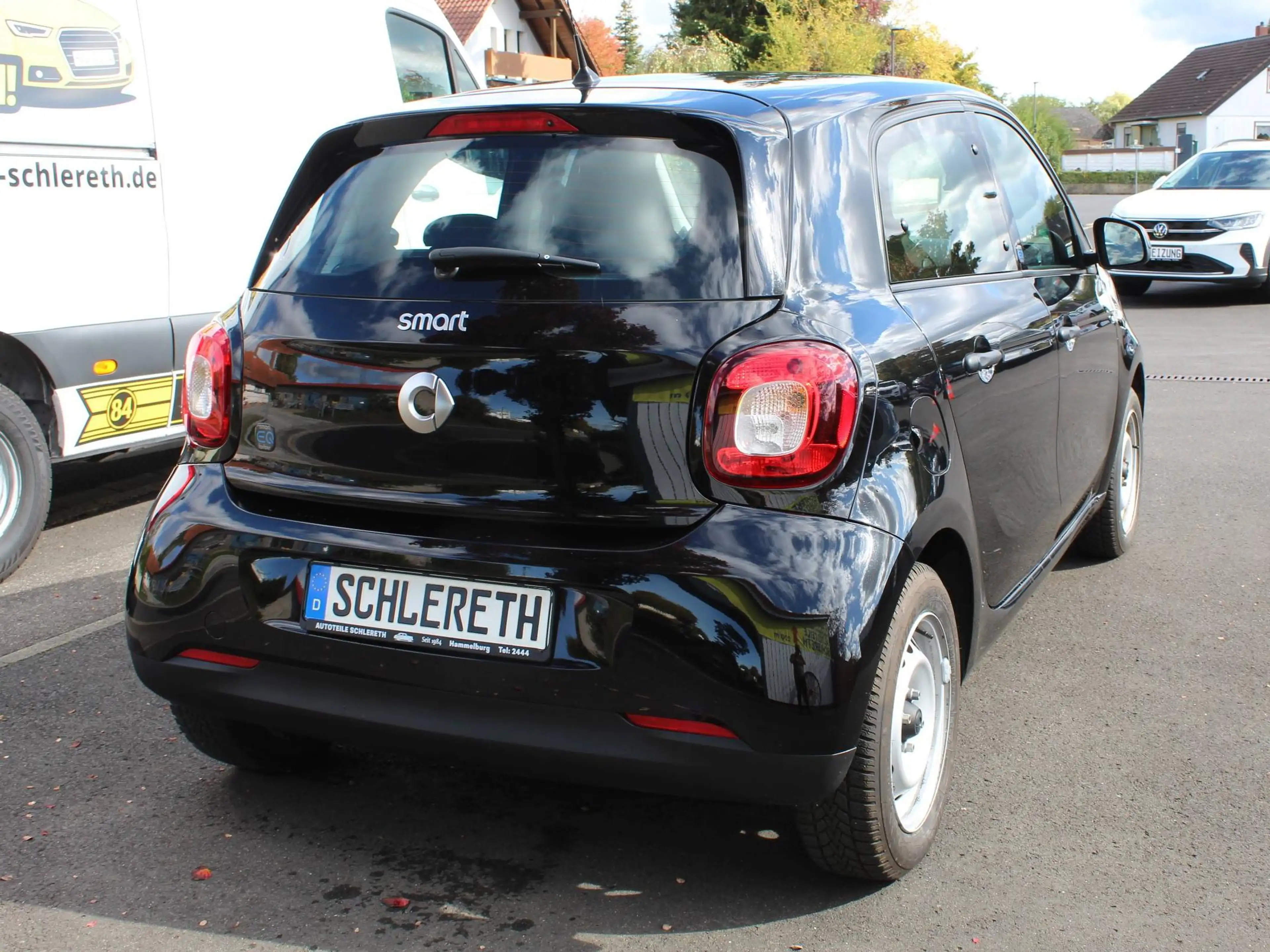 smart forFour electric drive / EQ, SOH 1.Hand Batterie-Zertifikat 90%, DAB-Radio, 8-fach bereift, Sitzheizung — photo 4