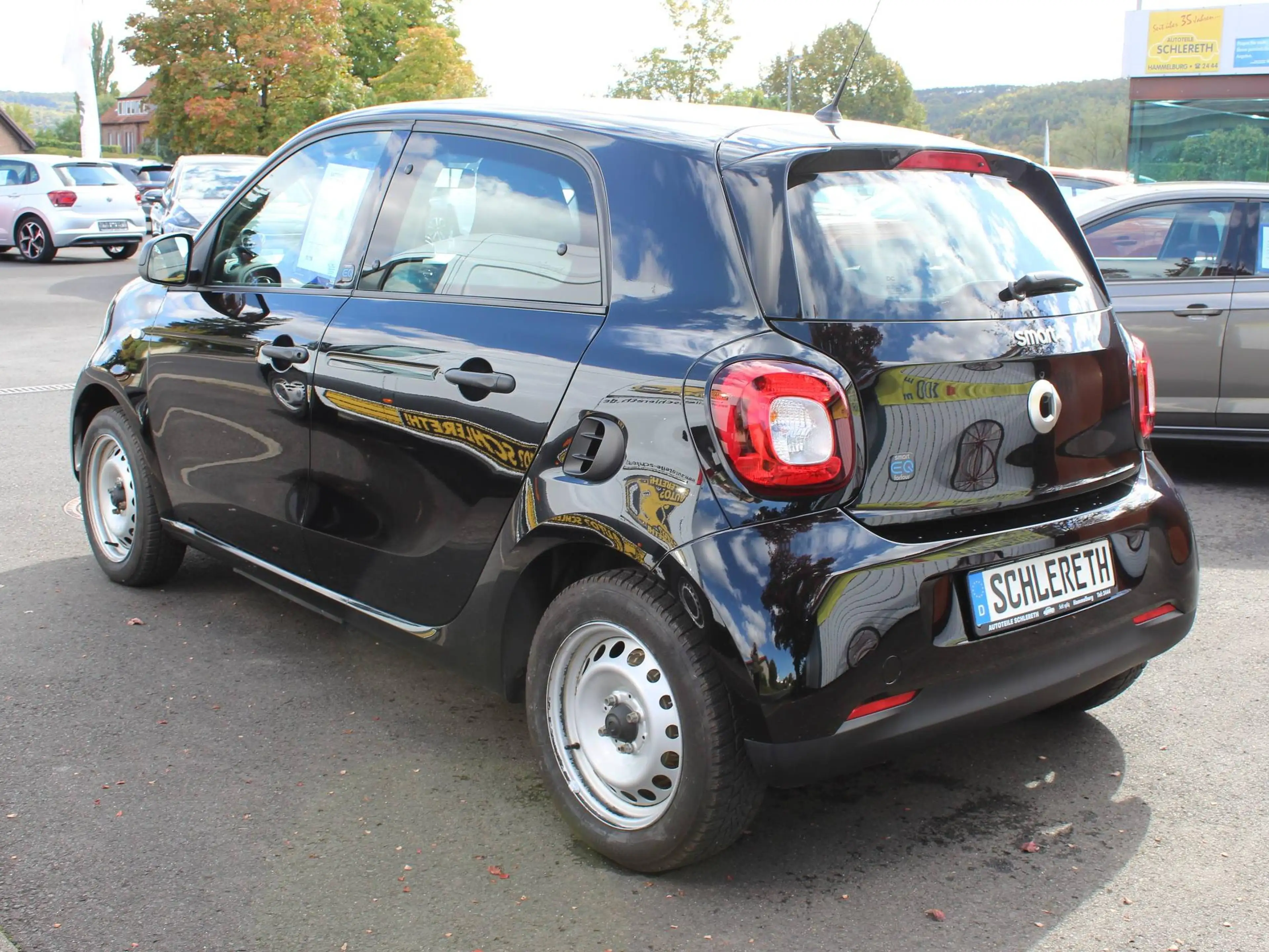 smart forFour electric drive / EQ, SOH 1.Hand Batterie-Zertifikat 90%, DAB-Radio, 8-fach bereift, Sitzheizung — photo 2