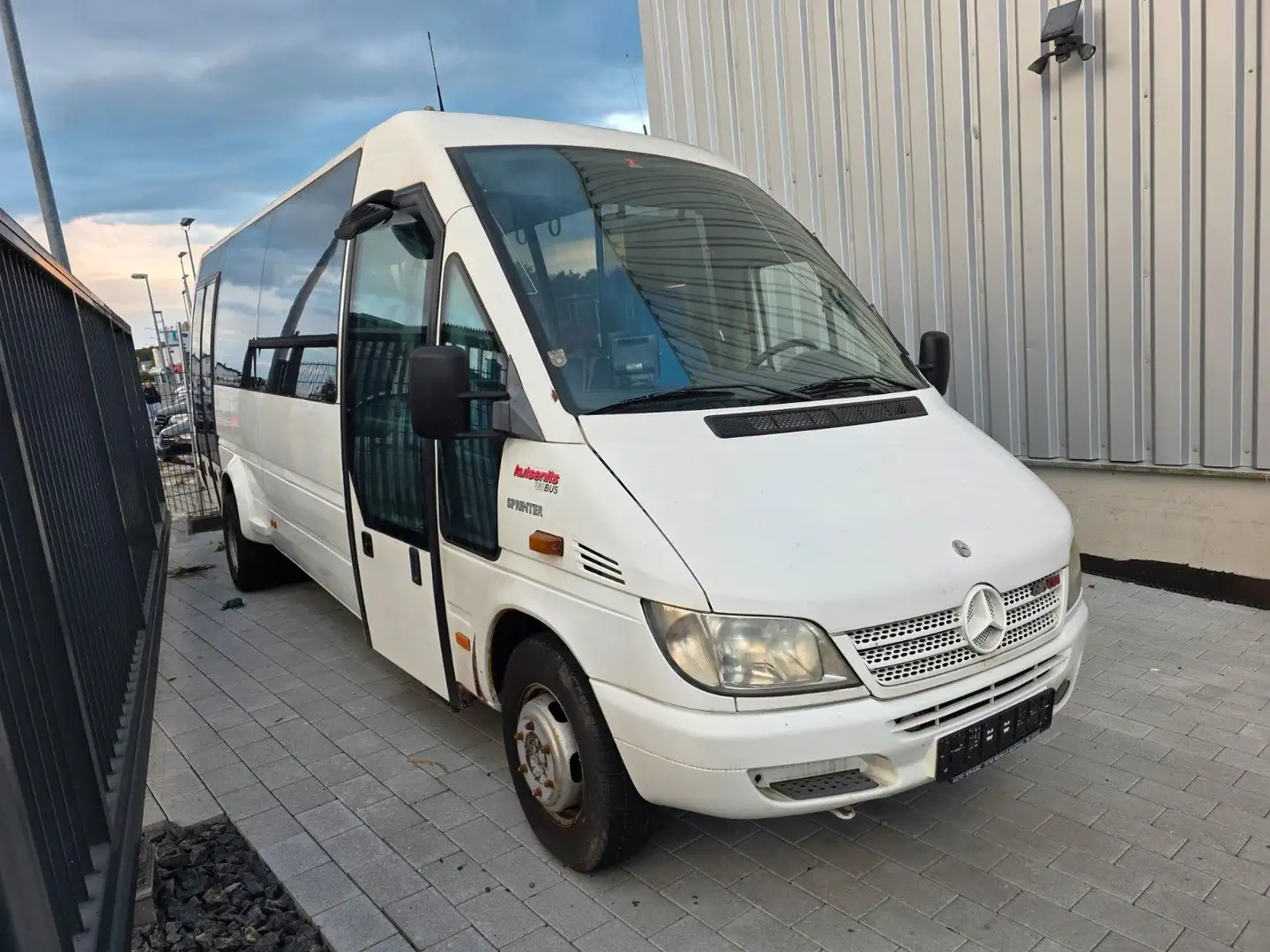 Mercedes-Benz Sprinter 616 CDI/TÜV NEU/14 SITZE/1 HAND/AUTOMAT Weiß - 2