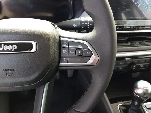 Jeep Compass view 11