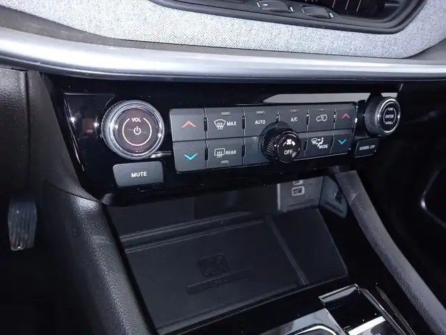 Jeep Compass view 13