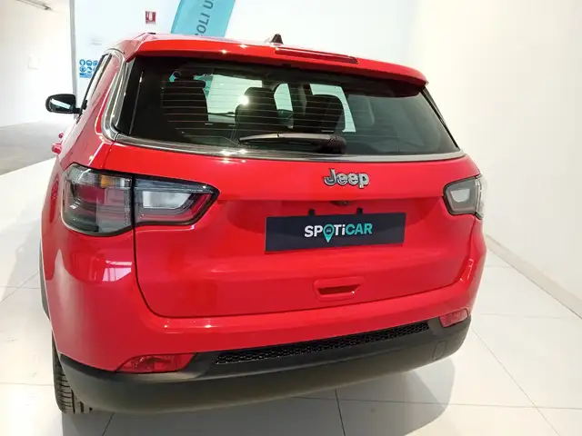 Jeep Compass view 5