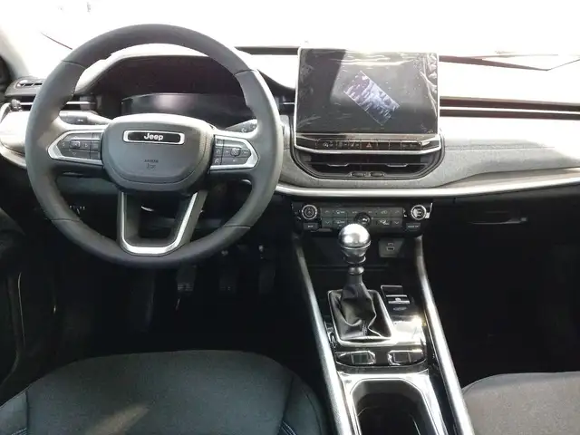 Jeep Compass view 10