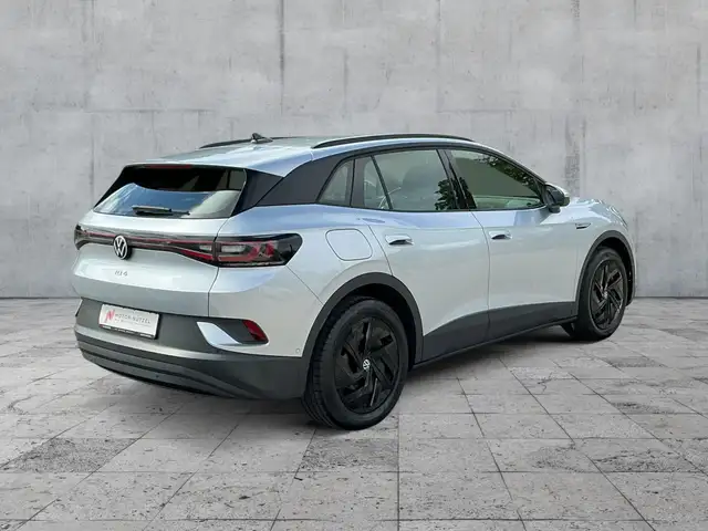 Volkswagen ID.4 view 6