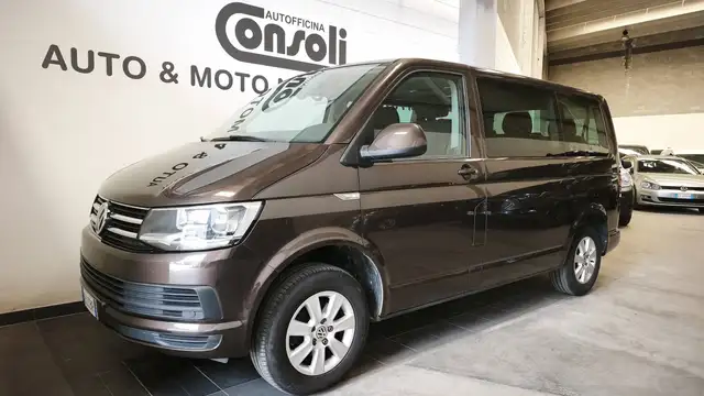 Volkswagen T6 Caravelle CARAVELLE 2.0TDI COMFORTLINE cambio DSG gancio traino