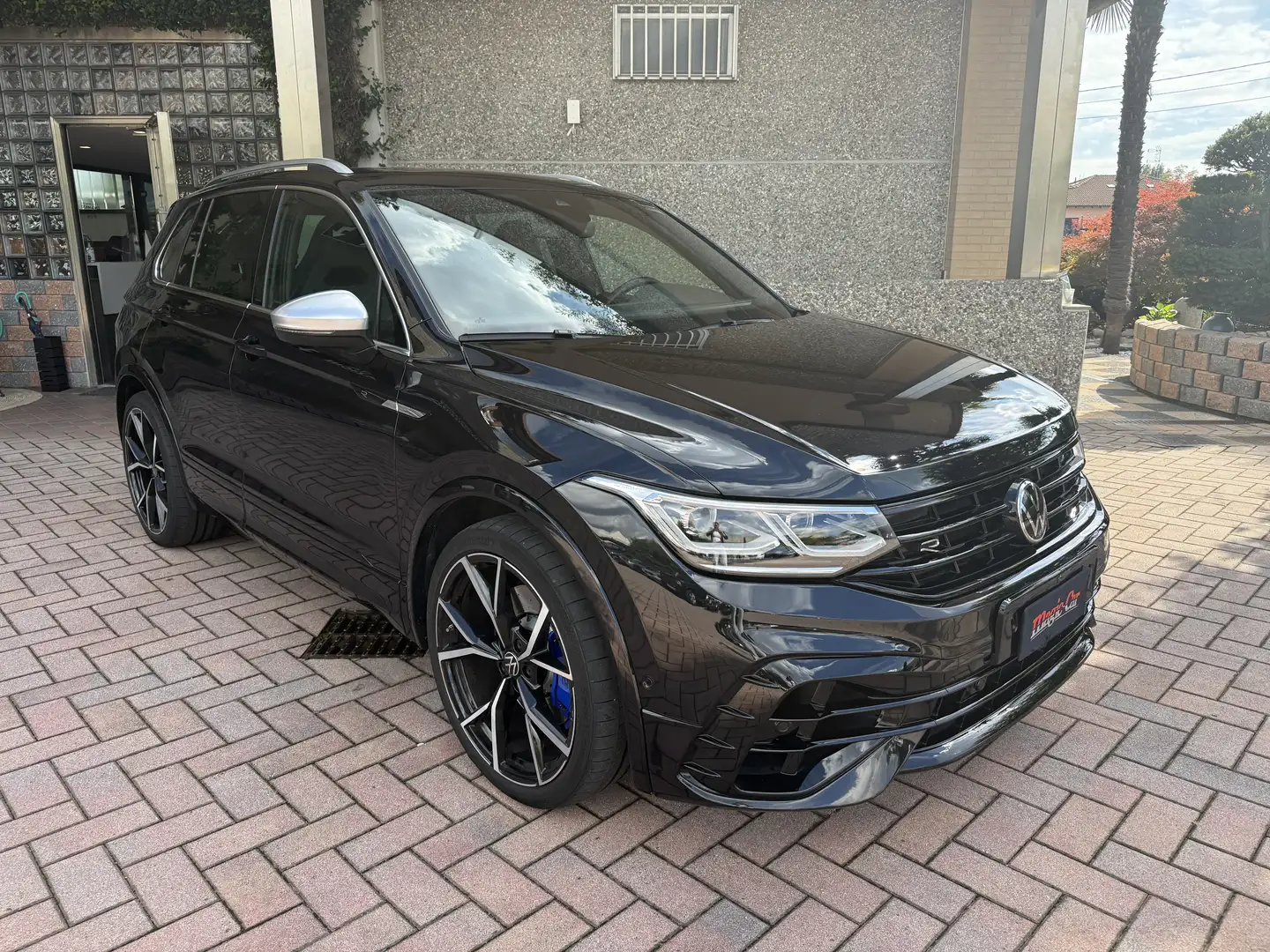 Volkswagen Tiguan Tiguan II 2.0 tsi R 4motion 320cv dsg Noir - 1