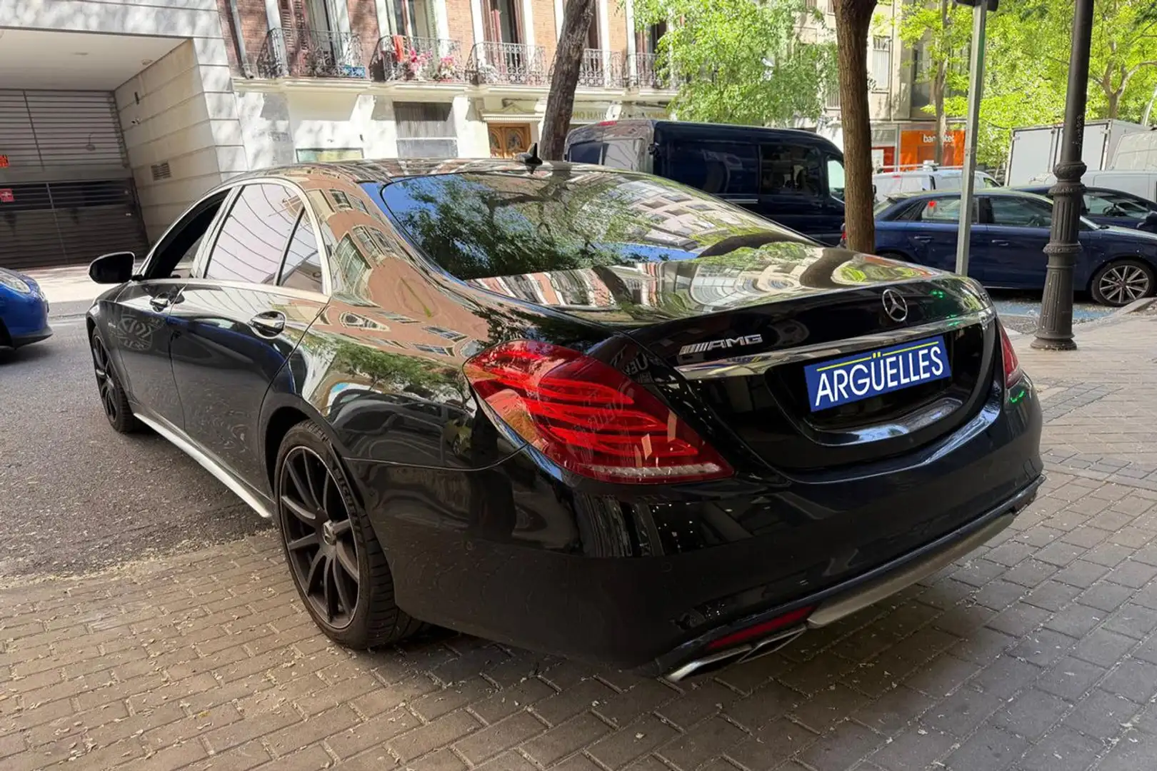 Mercedes-Benz S 63 AMG Aut. Negro - 2