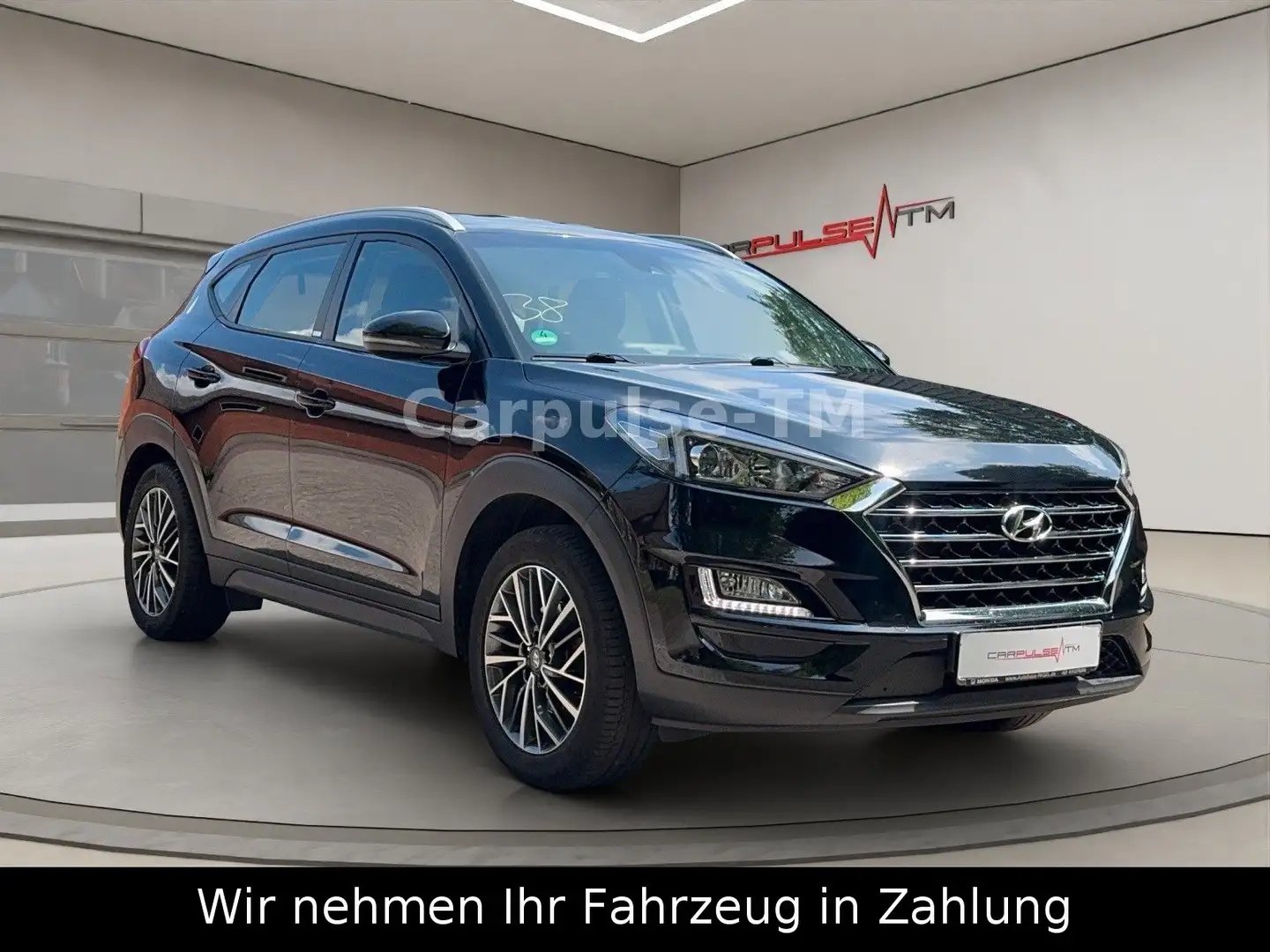 Hyundai TUCSON Advantage 1,6 GDI-TÜV NEU-Kamera-Wenig KM Schwarz - 1