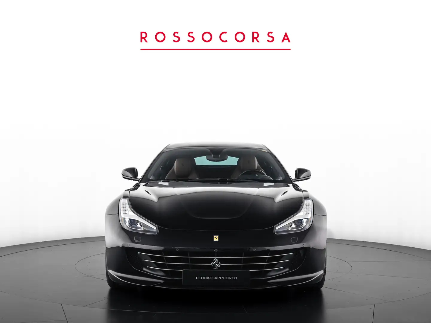 Ferrari GTC4 Lusso V12 Schwarz - 2
