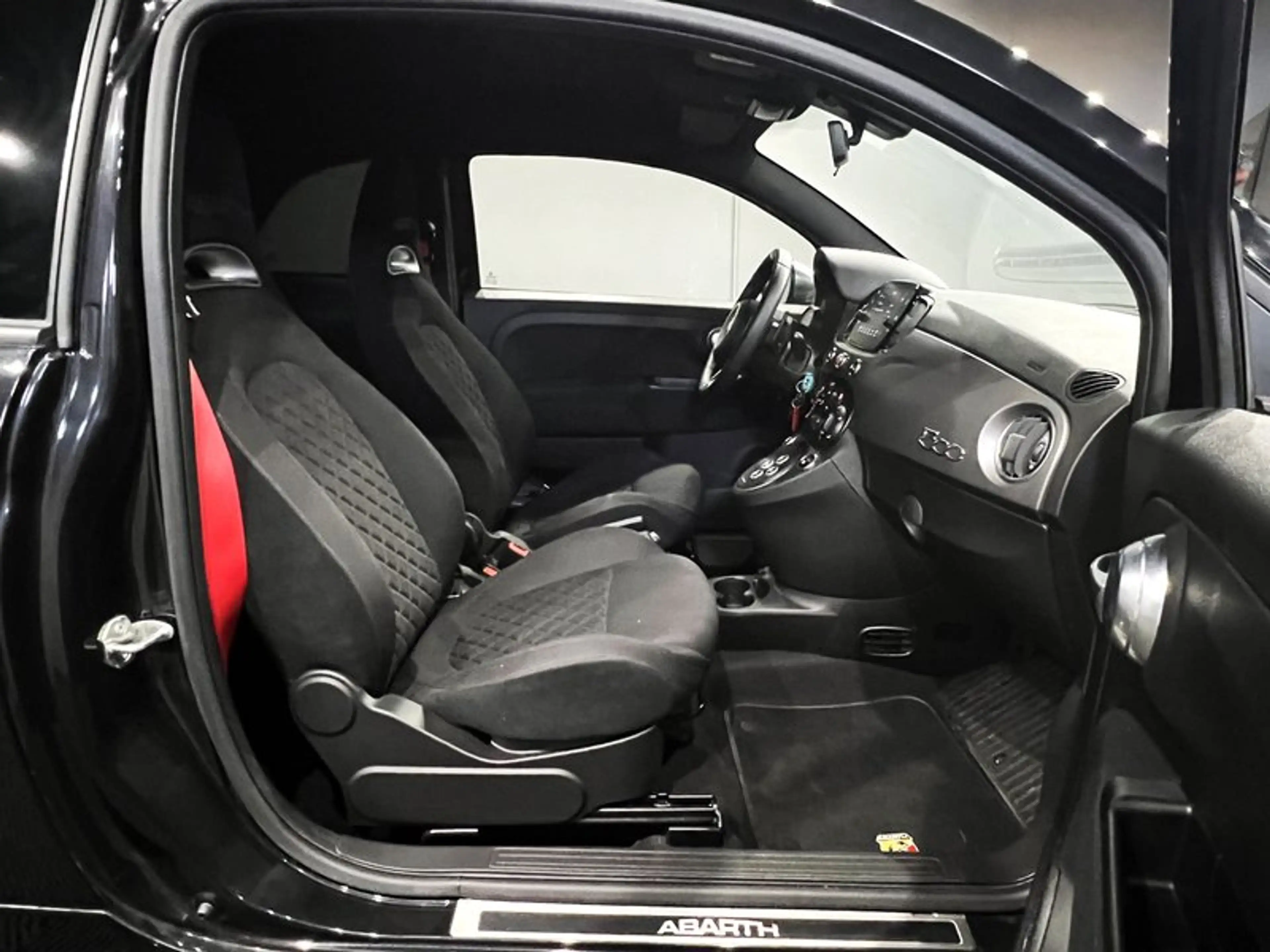 Abarth 595 |AUTOM|KLIMA|LED|SOUND-SYSTEM|17 ZOLL |NAVI — photo 10