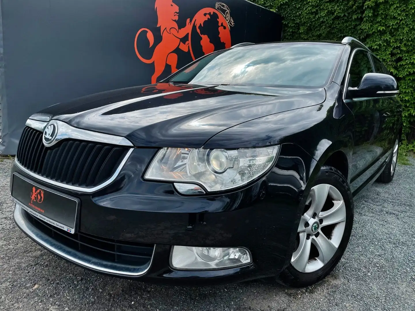 Skoda Superb #TÜV#SERVICE#PANO#SCHIEBED#NAVI#KLIMA#SHZ Negro - 2