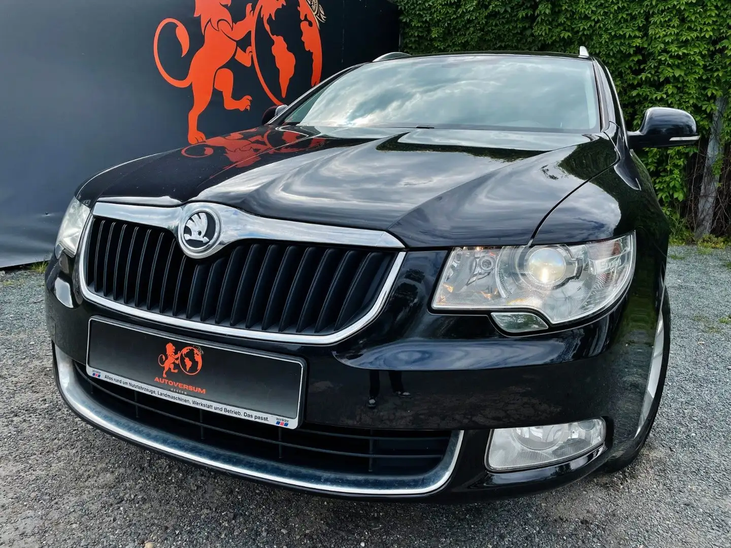 Skoda Superb #TÜV#SERVICE#PANO#SCHIEBED#NAVI#KLIMA#SHZ Negro - 1