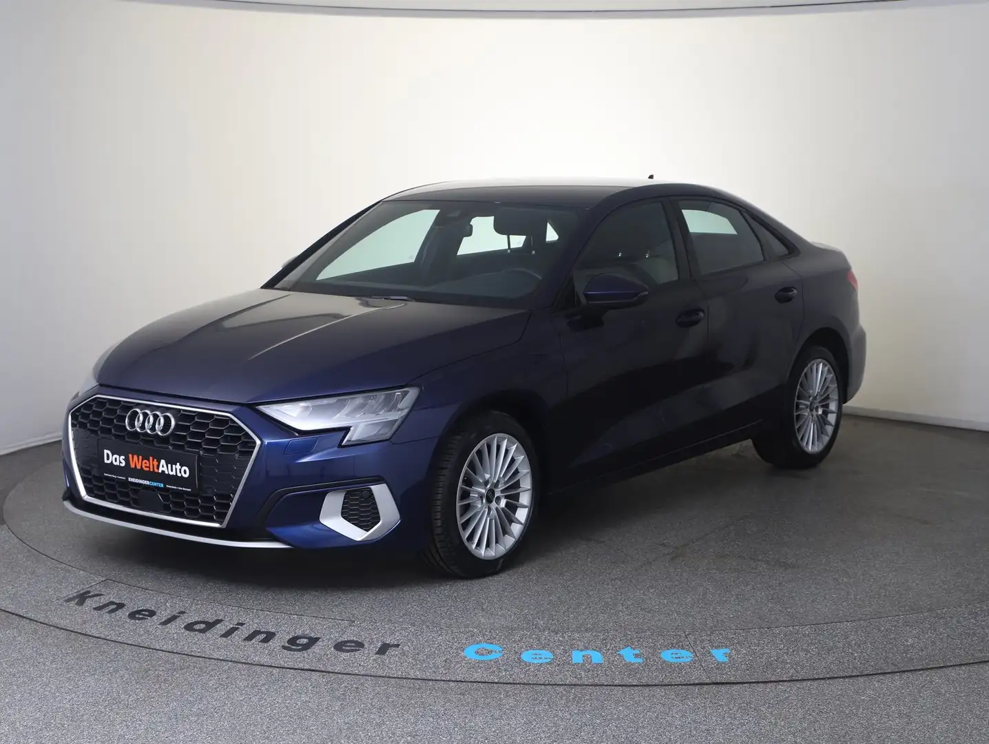 Audi A3 Limousine 35 TDI advanced ext. Blau - 2
