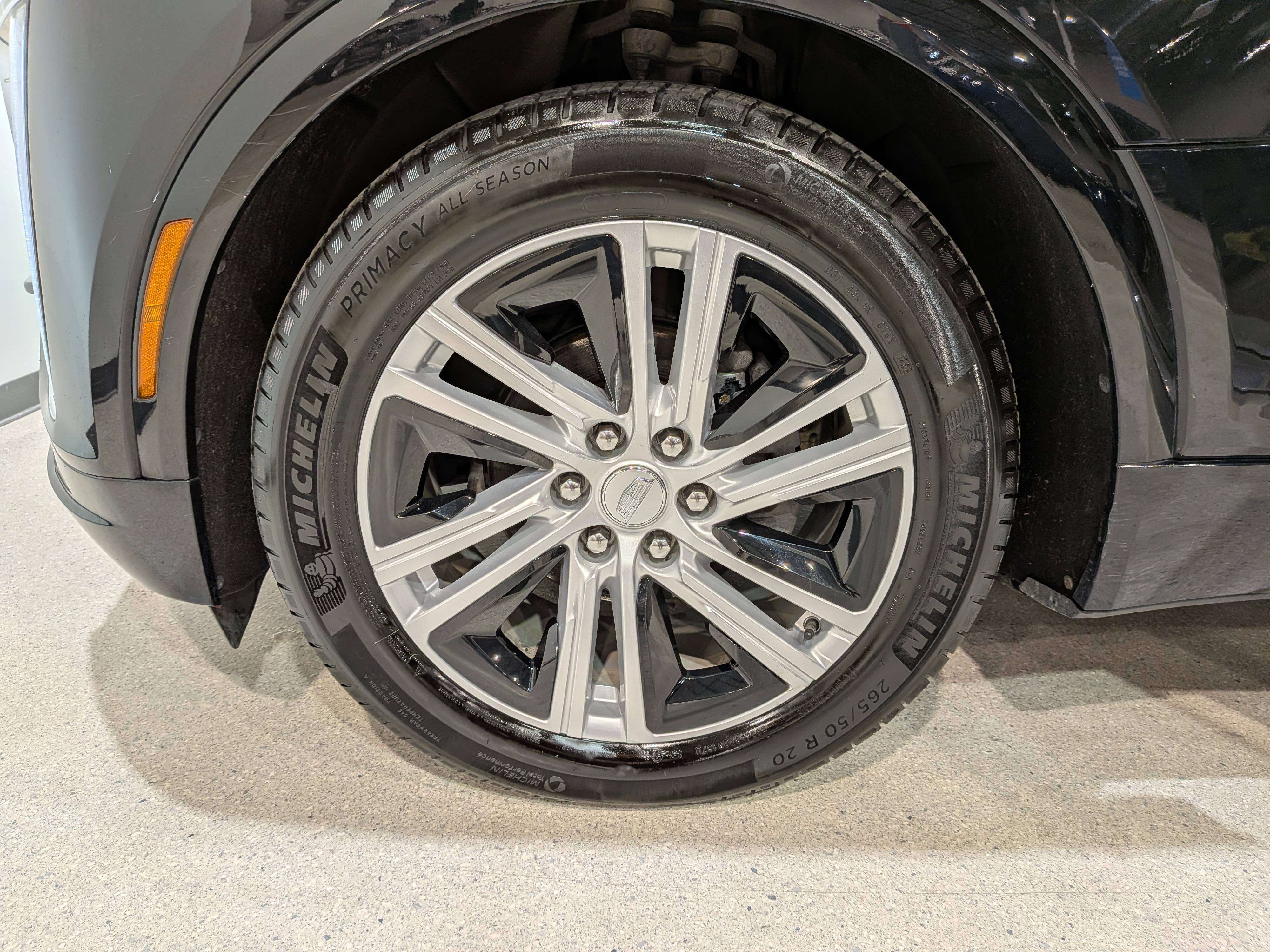 Cadillac LYRIQ 2024