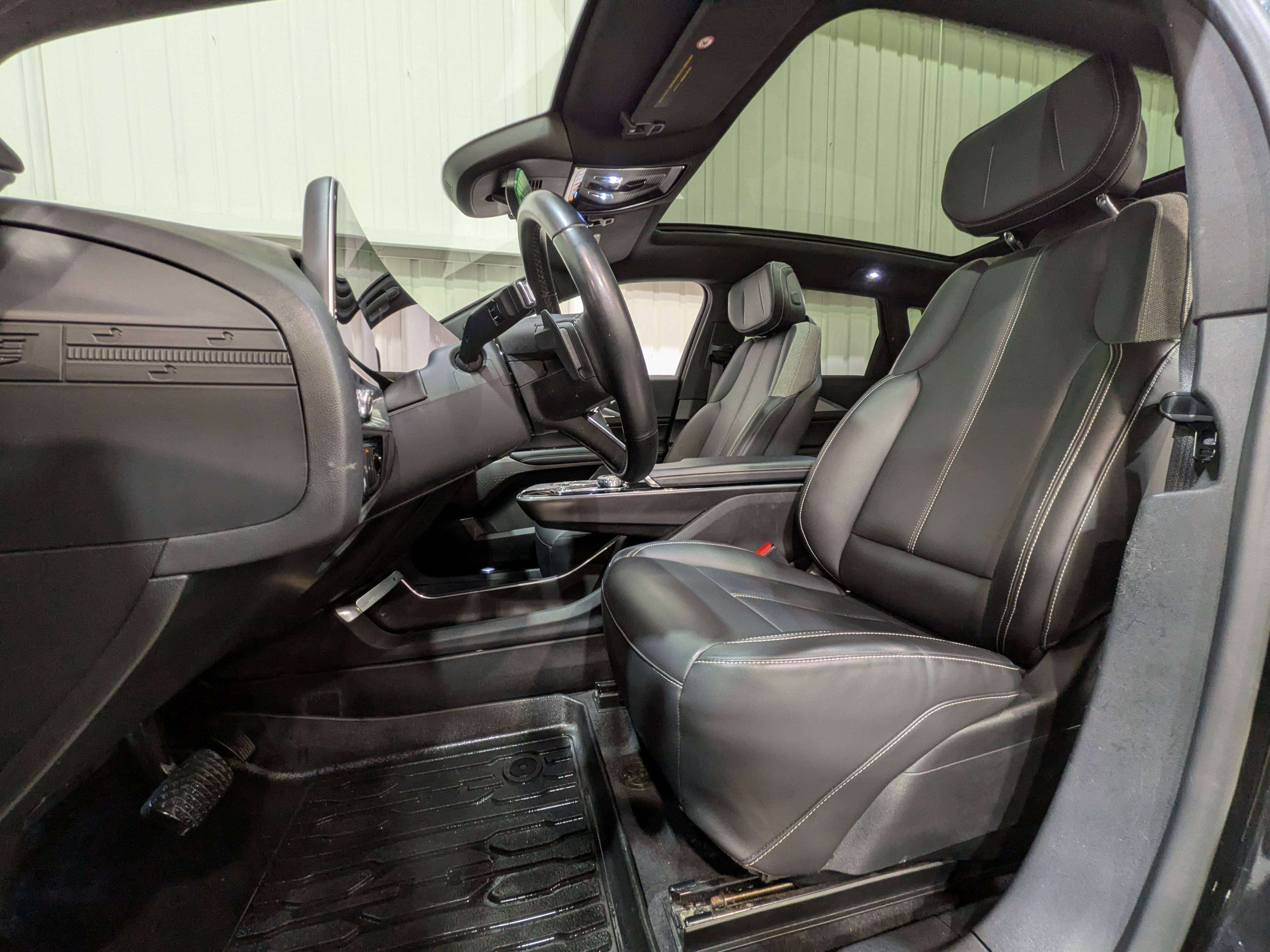 Cadillac LYRIQ 2024