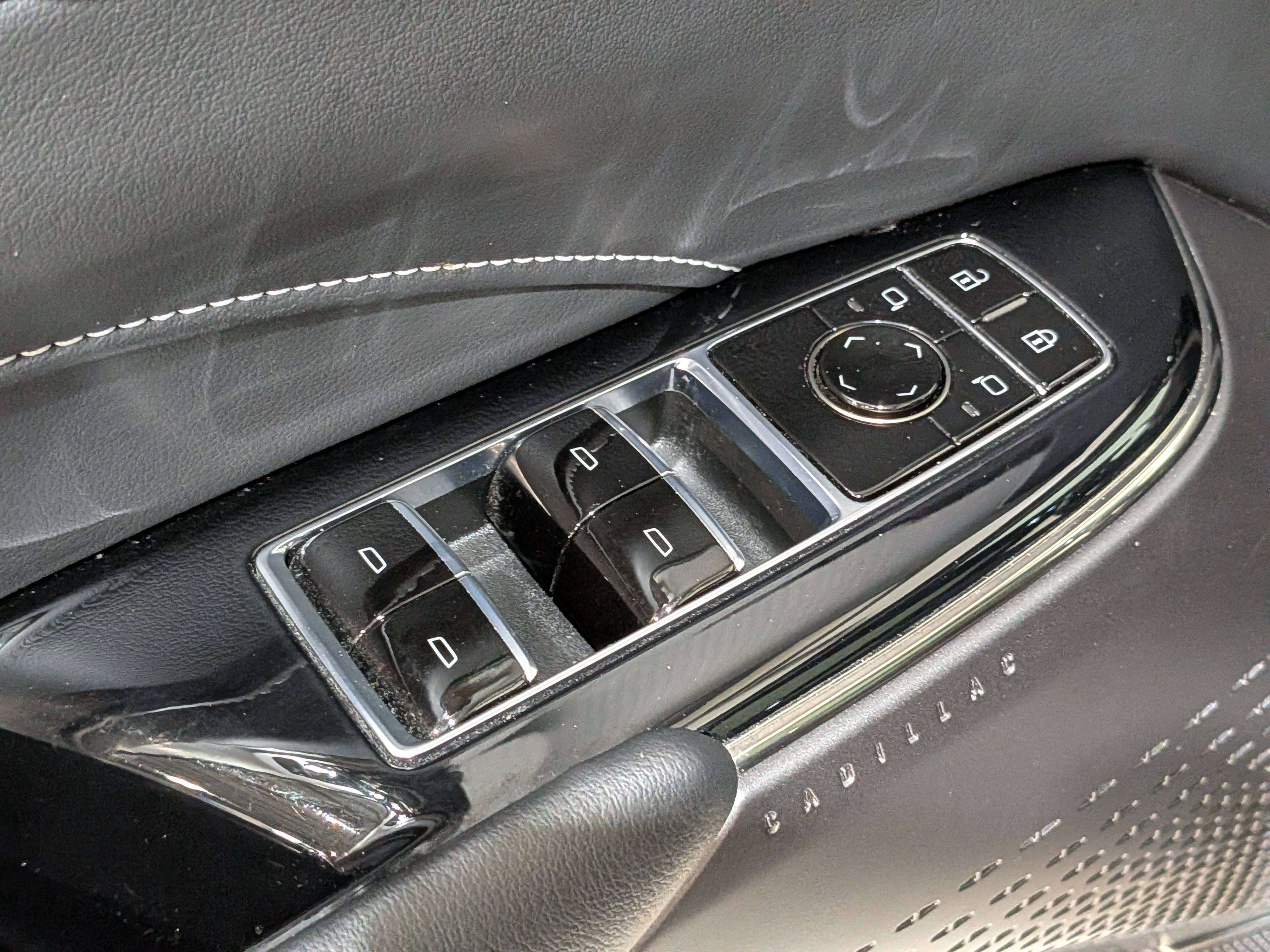 Cadillac LYRIQ 2024