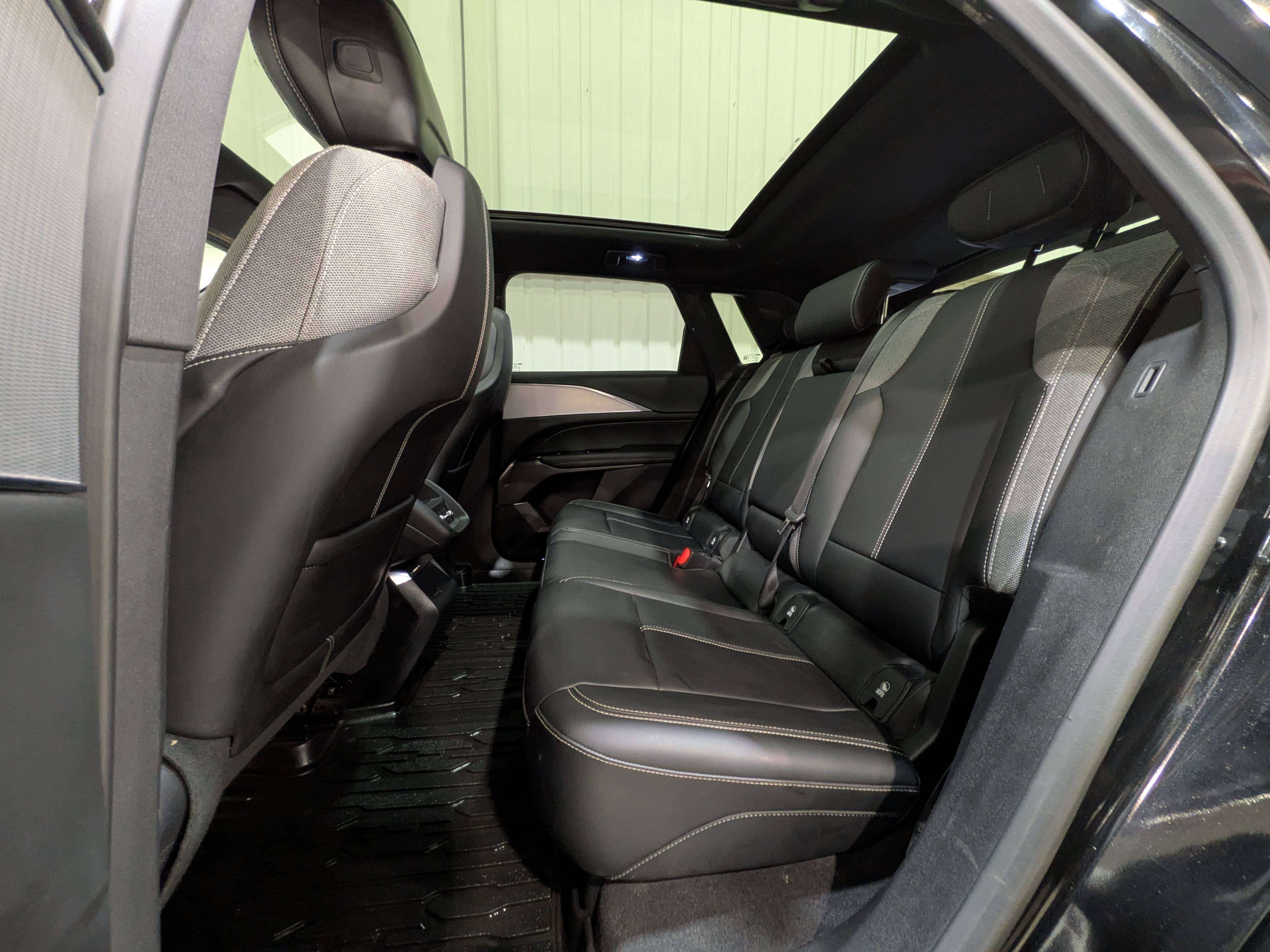 Cadillac LYRIQ 2024
