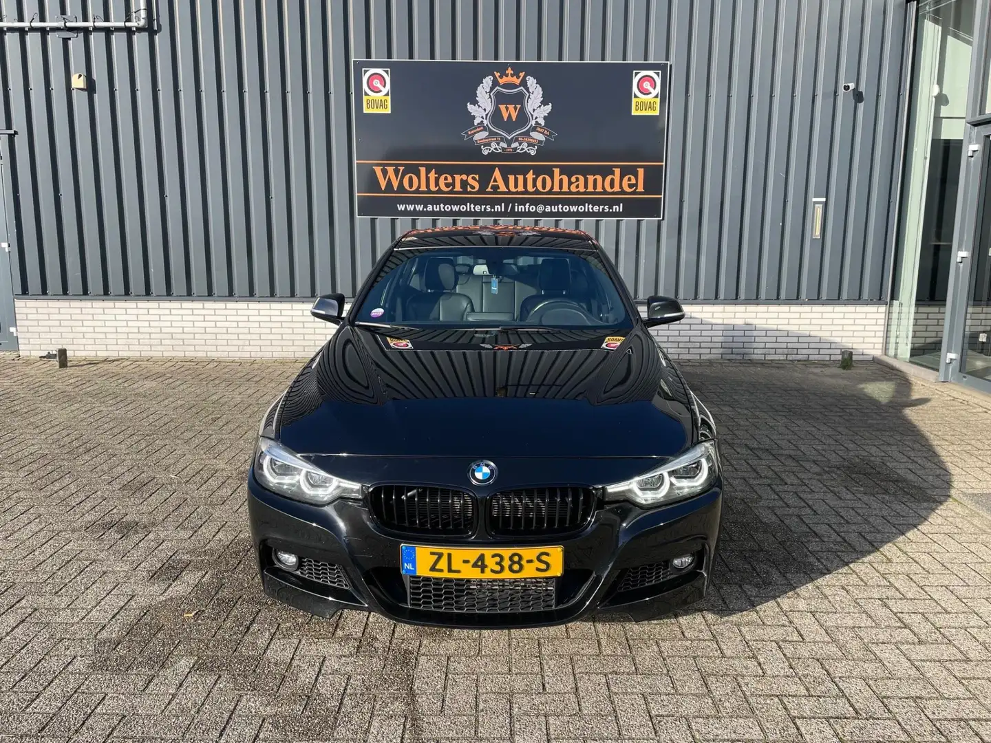 BMW 318 3-serie 318i M Sport Black Edition Schwarz - 2