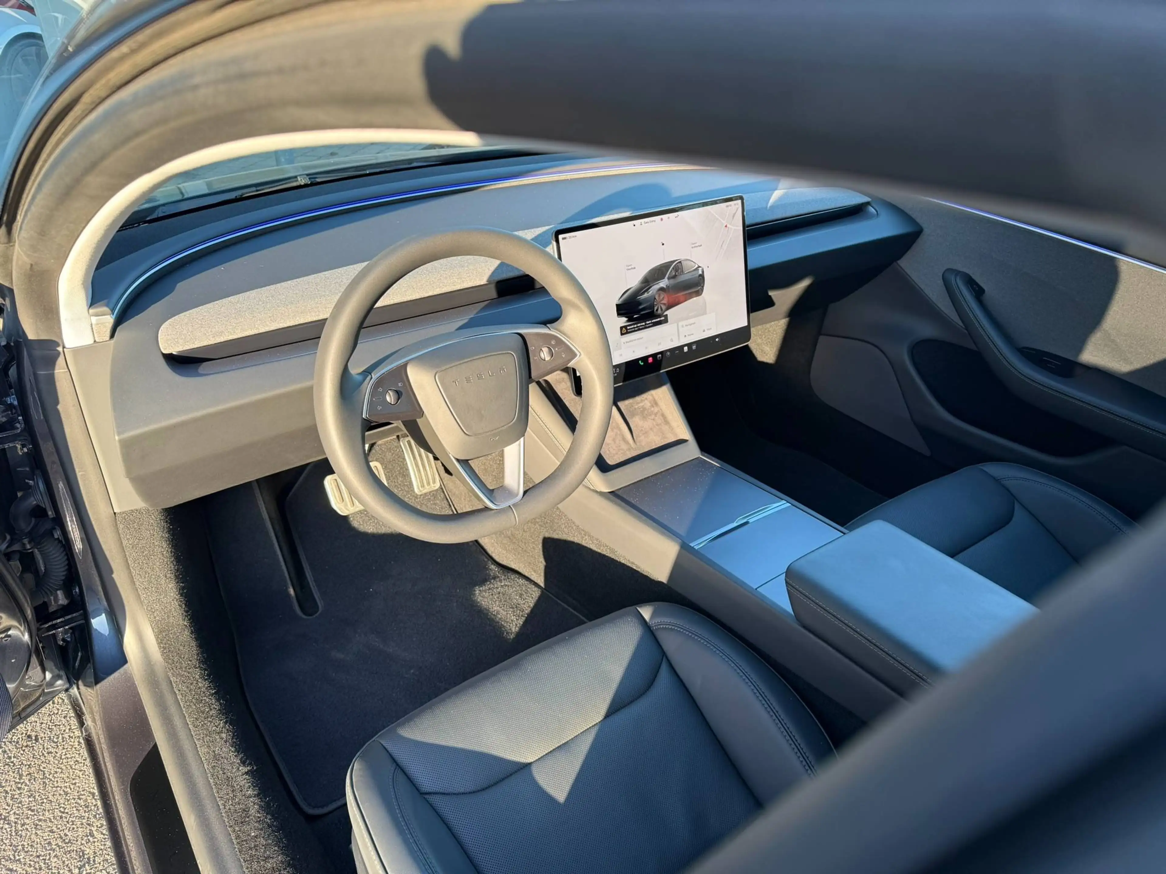 Tesla Model 3 SELF-DRIVING / HIGHLAND LONG RANGE / BLACK / 360°CAM / ZETELVERWARMING / PANO / — photo 8