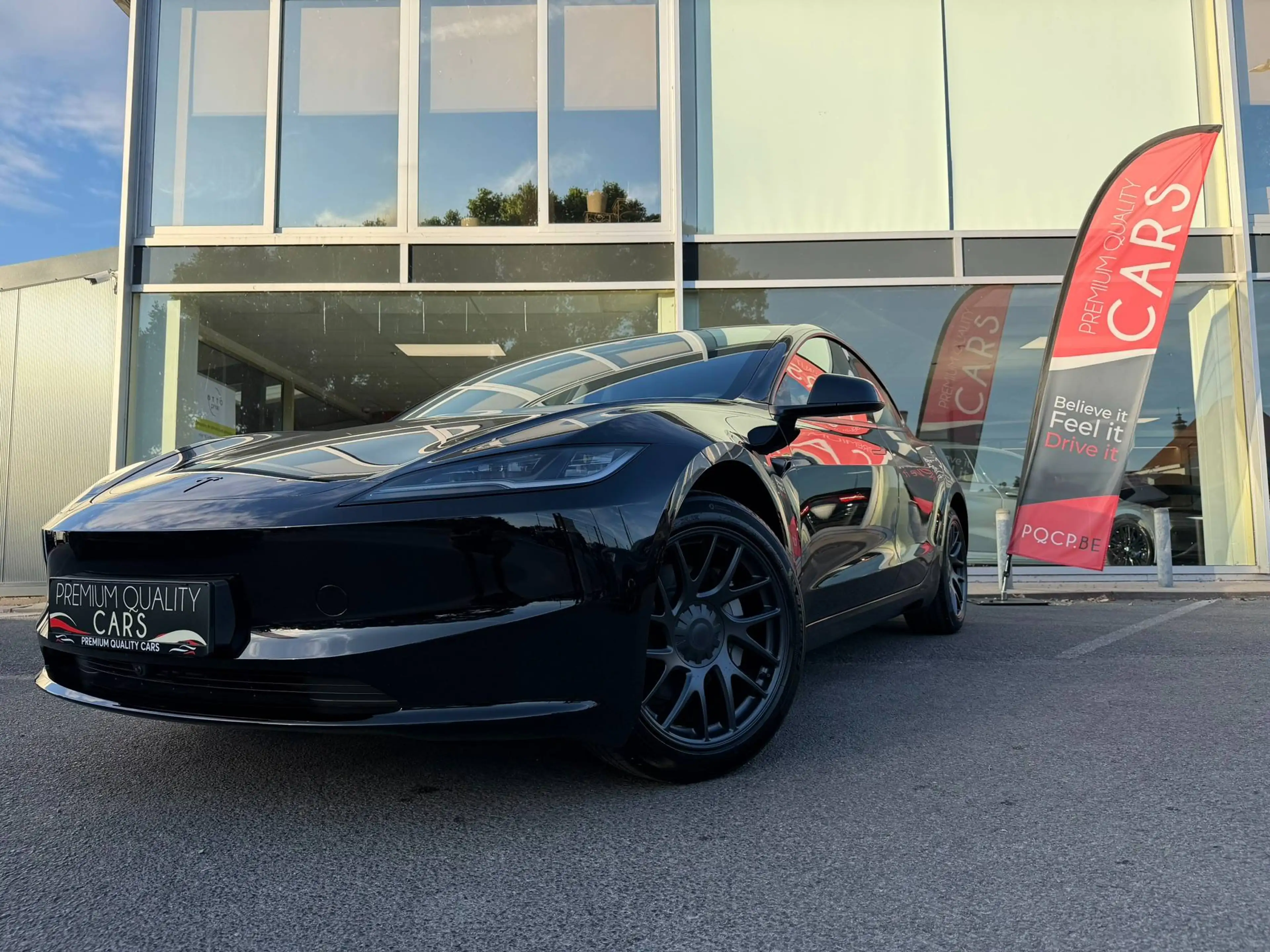 Tesla Model 3 SELF-DRIVING / HIGHLAND LONG RANGE / BLACK / 360°CAM / ZETELVERWARMING / PANO / — photo 2