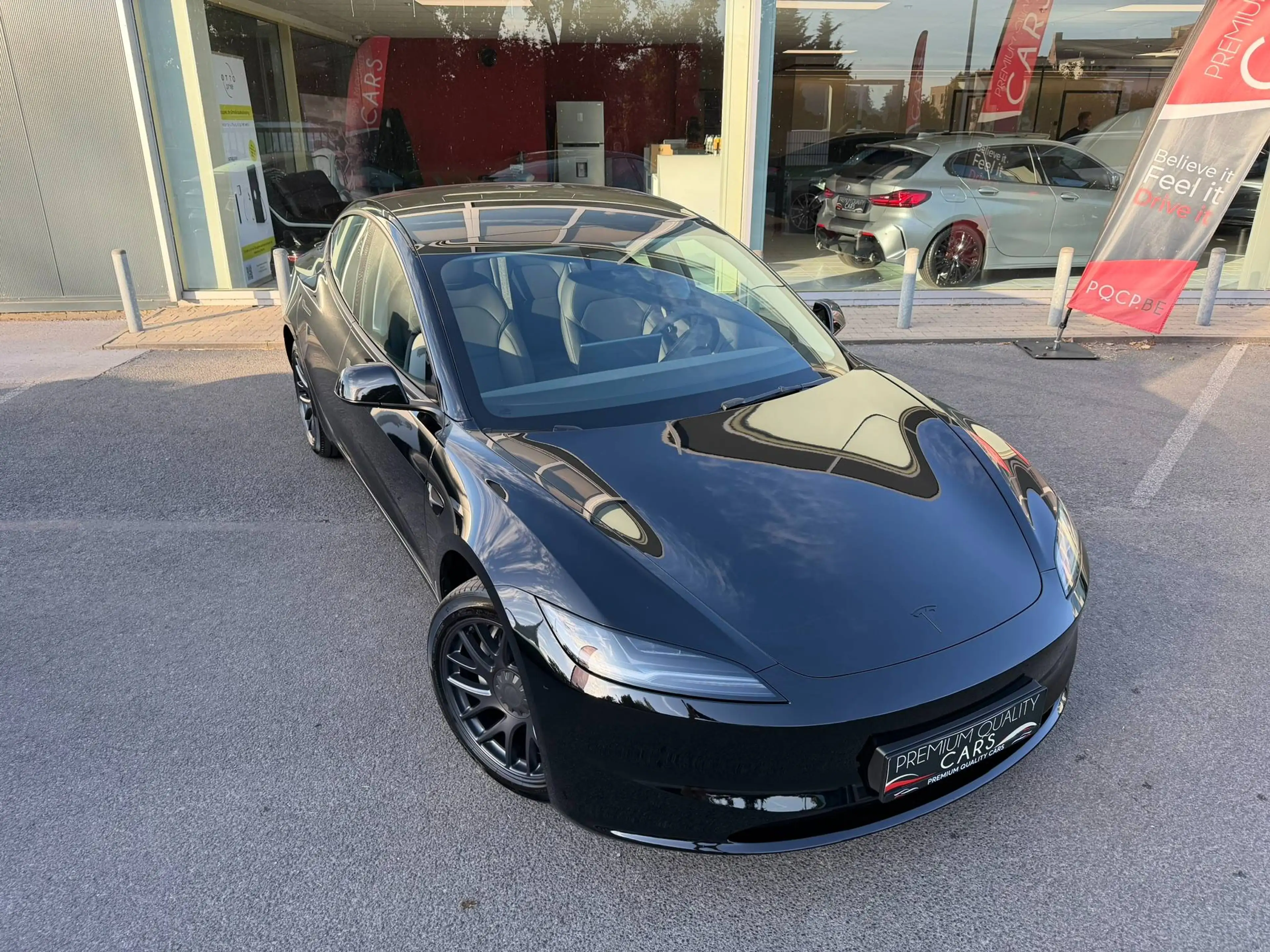 Tesla Model 3 SELF-DRIVING / HIGHLAND LONG RANGE / BLACK / 360°CAM / ZETELVERWARMING / PANO / — photo 4