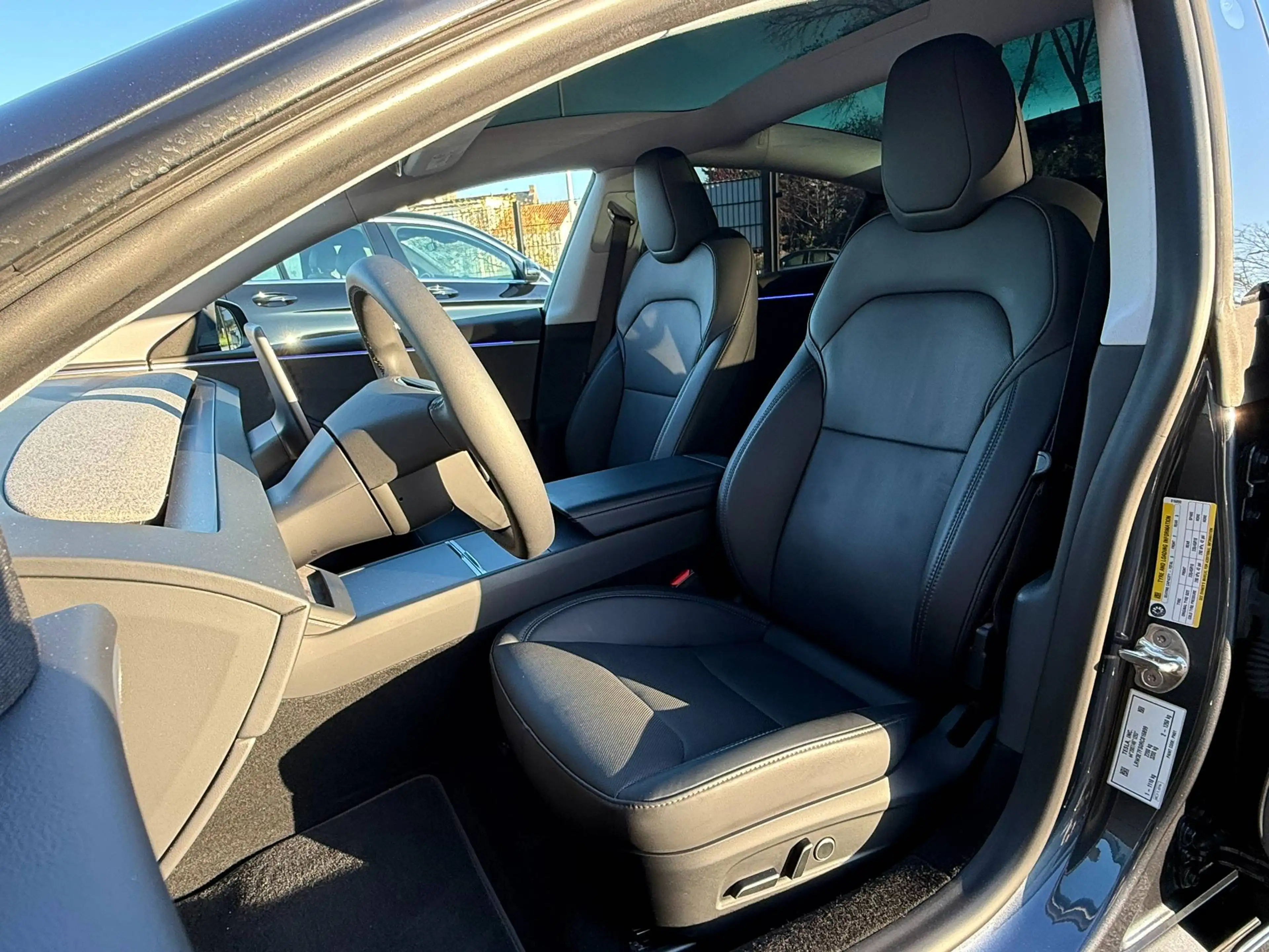 Tesla Model 3 SELF-DRIVING / HIGHLAND LONG RANGE / BLACK / 360°CAM / ZETELVERWARMING / PANO / — photo 7