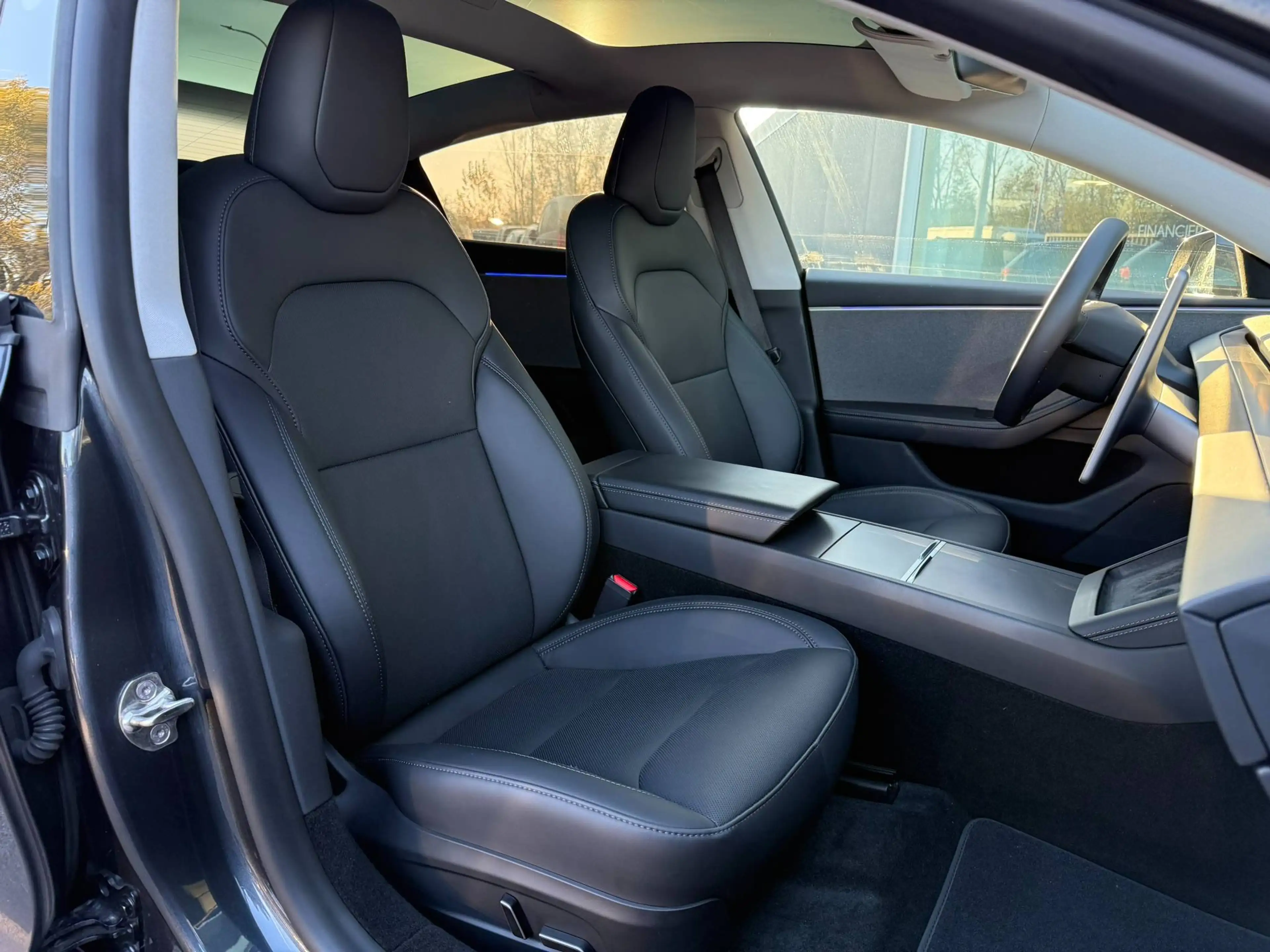 Tesla Model 3 SELF-DRIVING / HIGHLAND LONG RANGE / BLACK / 360°CAM / ZETELVERWARMING / PANO / — photo 11