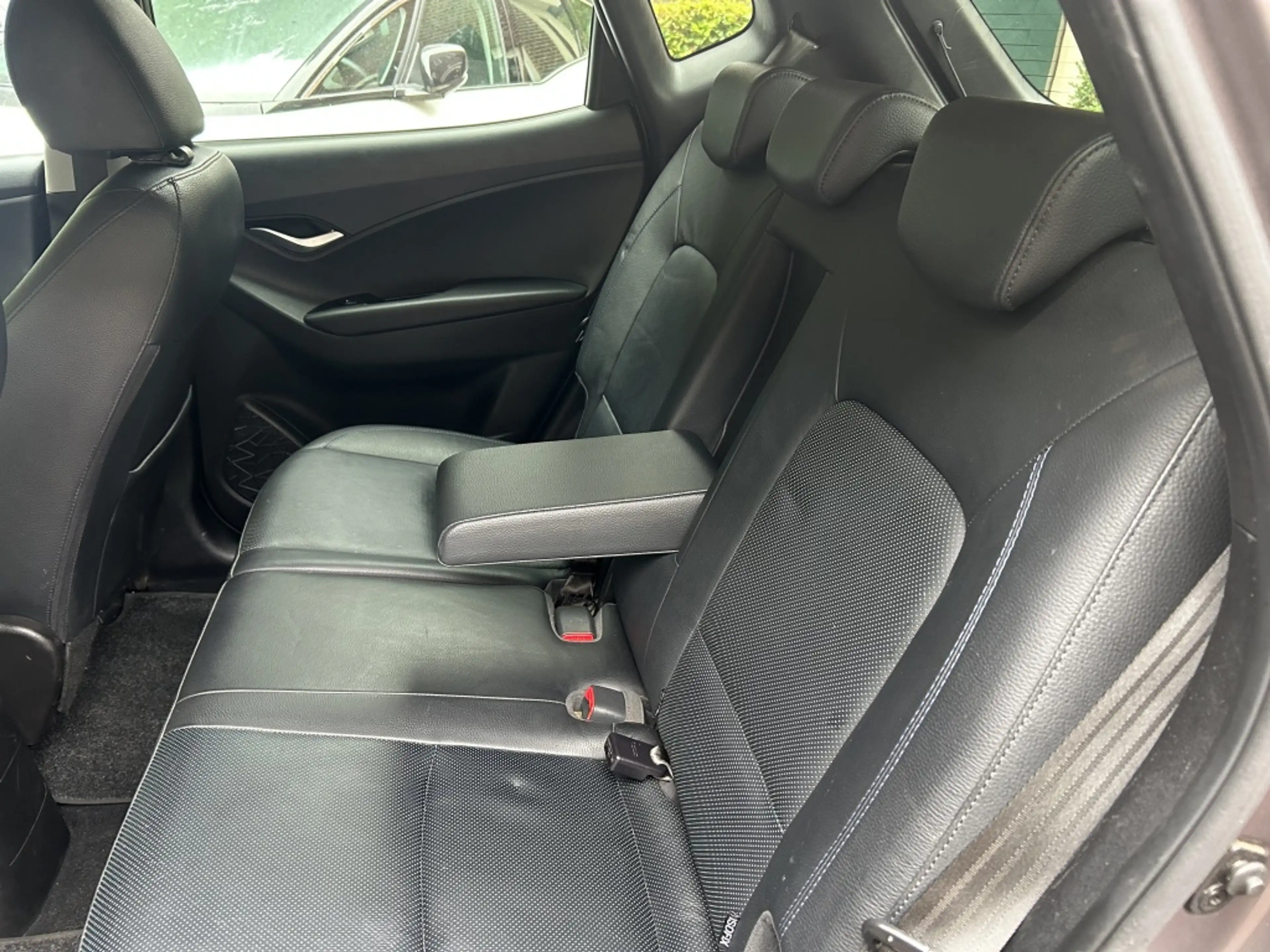 Hyundai iX20 1.6i Automaat Leder, Stoelverw., Trekhaak, Dealero — photo 18