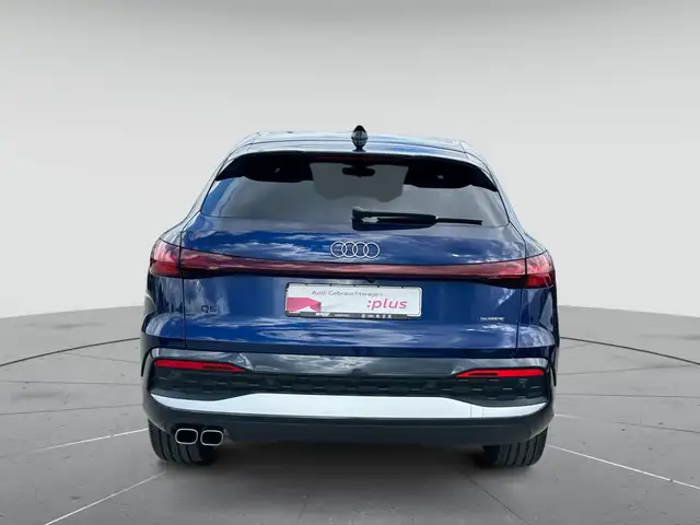 Audi Q5 view 7
