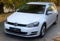 Volkswagen Golf VII AUTOMATIK + STANDHEIZUNG + PDC Weiß - thumbnail 1