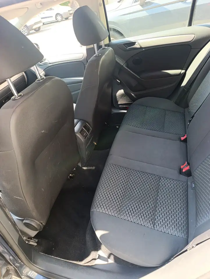 Volkswagen Golf Standard Model — photo 8