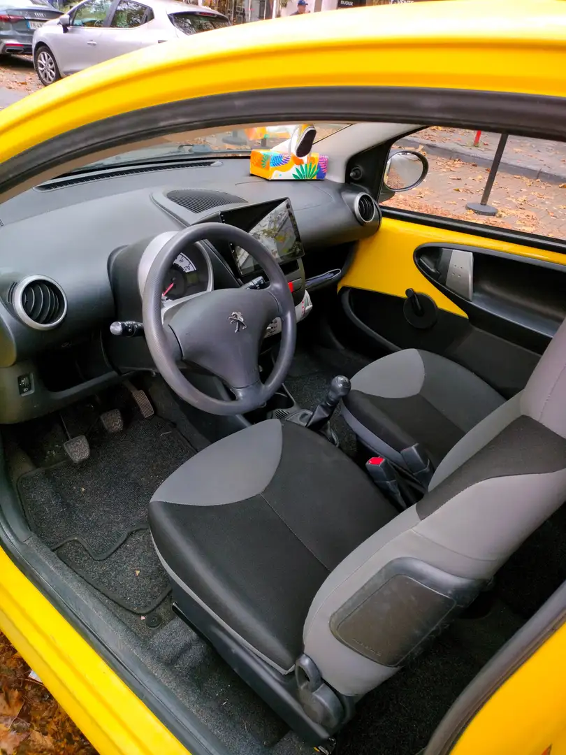 Peugeot 107 107 1.0i Access Geel - 1