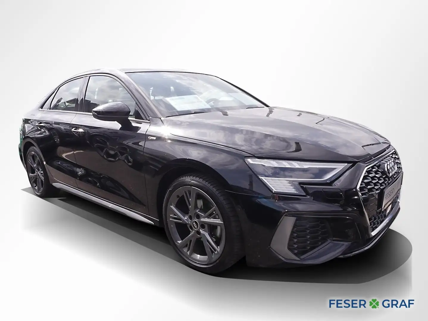 Audi A3 Lim. 35 TFSI S line Ext. AHK Matrix Pano Schwarz - 2