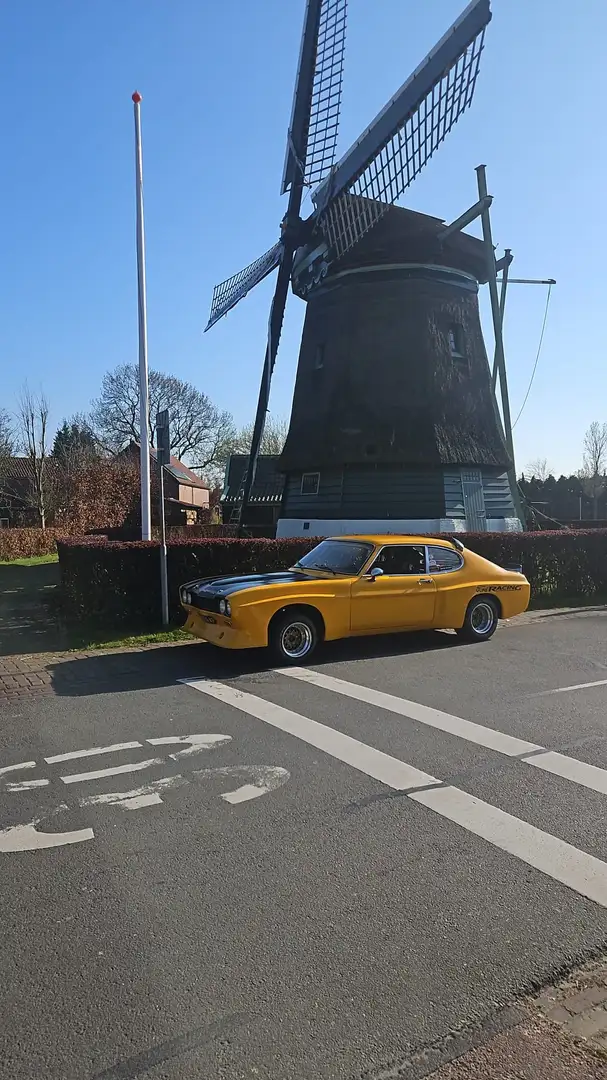 Ford Capri RS Amarillo - 1