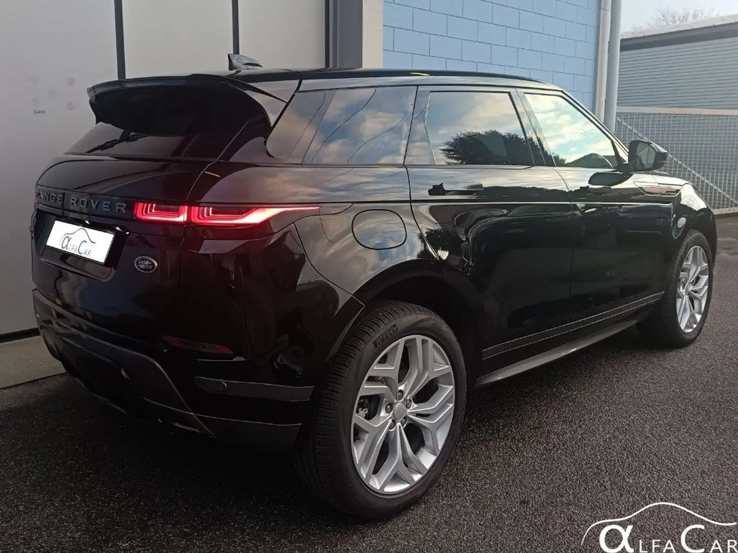 Land Rover Range Rover Evoque 1.5 I3 PHEV 300 CV AWD Auto R-Dynamic SE Nero - 2