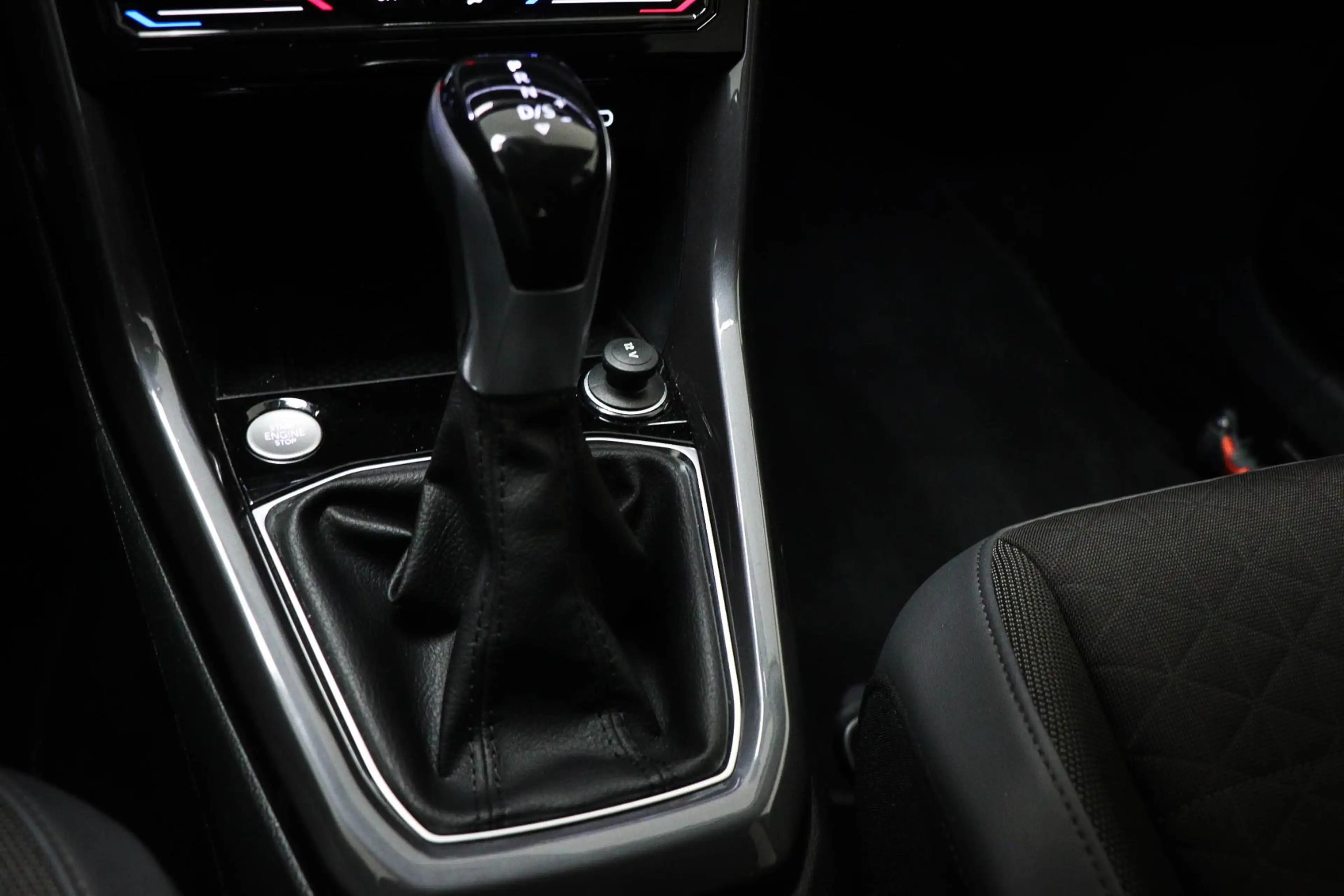 Volkswagen T-Cross 1.0 TSI Style | COMFORT / MULTIMEDIA- PACK | DRAAD — photo 33