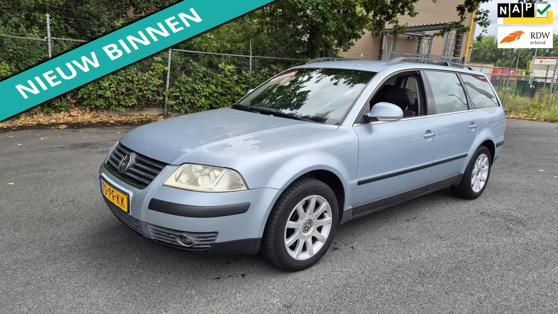 Volkswagen Passat Variant 2.3 V5 Comfortline LEUKE AUTO RIJDT EN SCHAKELT GO Blauw - 1