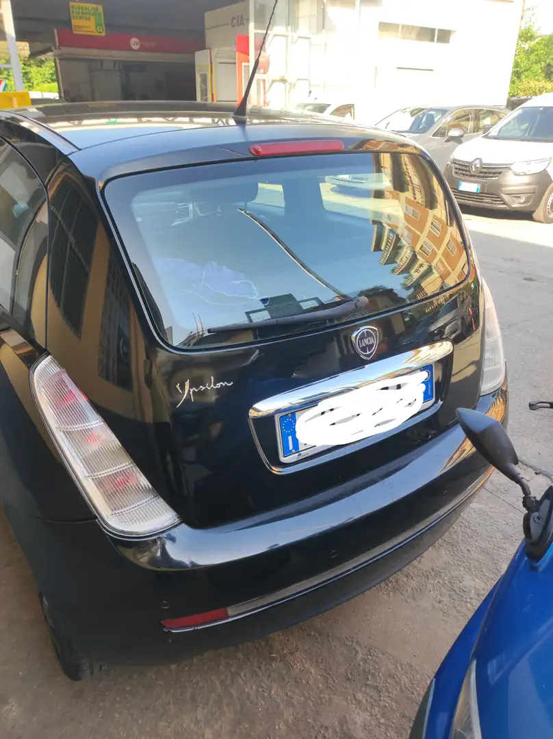 Lancia Ypsilon Ypsilon II 2007 1.2 8v Diva 69cv Nero - 1