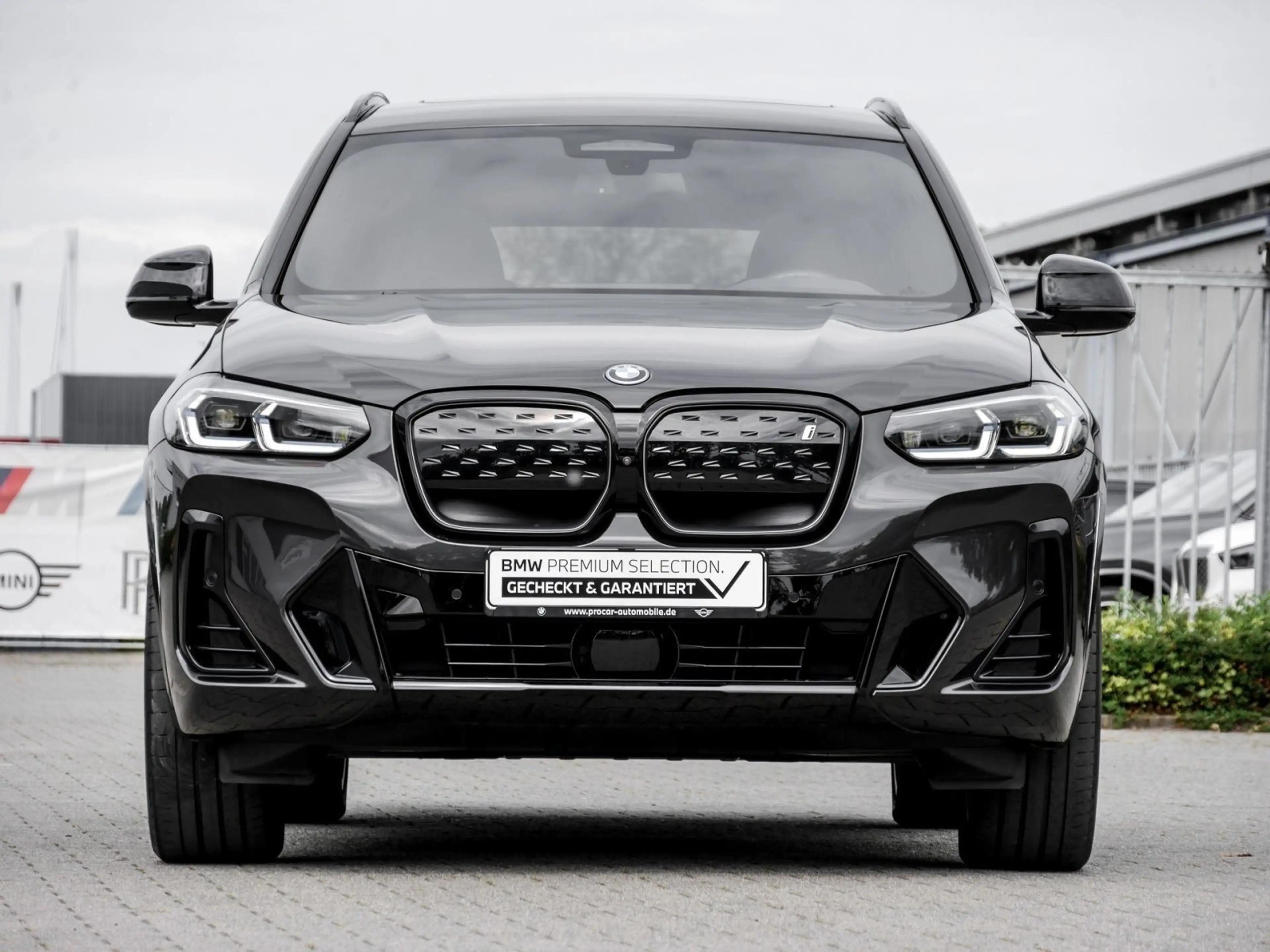 BMW iX3 M SPORT M Sport HUD PANO ACC AHK 360°KAM LM — photo 19