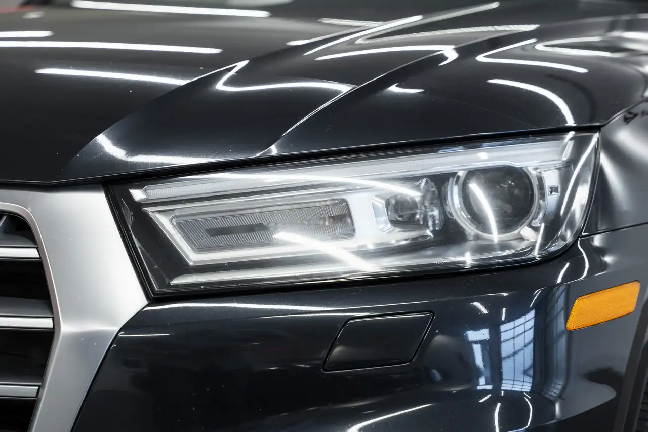 Audi Q5 снимка Audi Q5