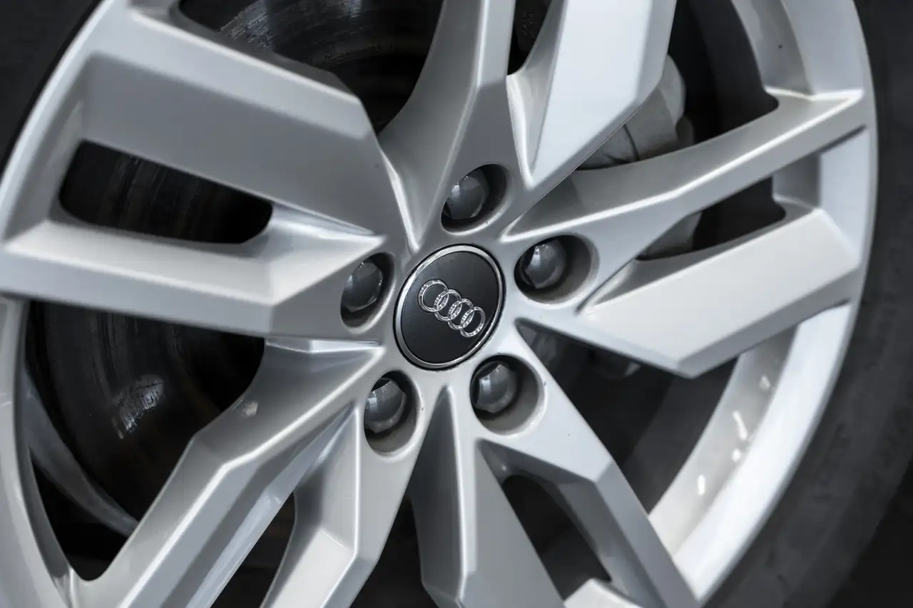 Audi Q5 снимка Audi Q5