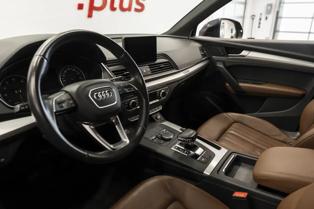 Audi Q5 снимка Audi Q5