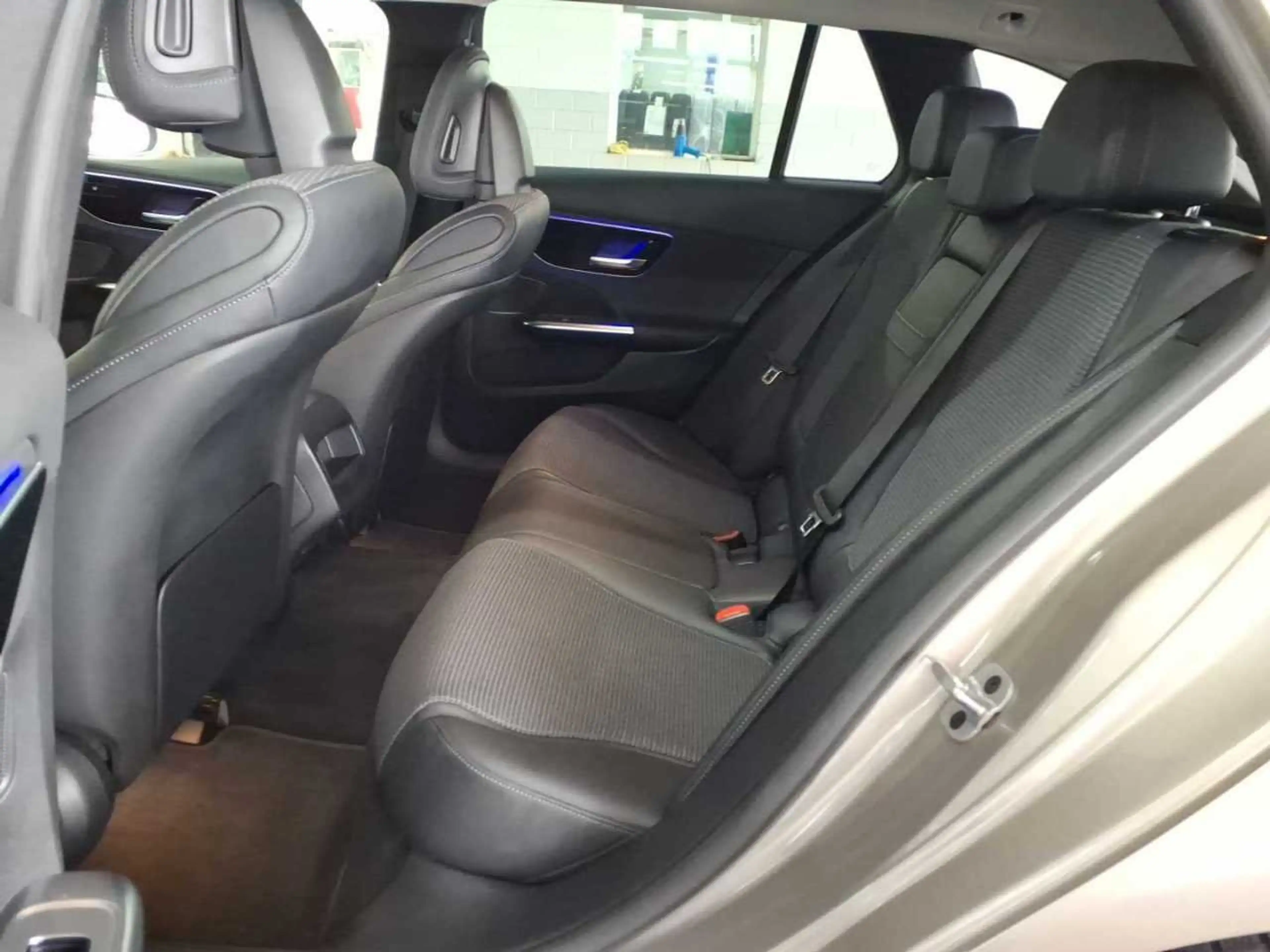 Mercedes-Benz C 200 d T Avantgarde AHK El.Heckkl. Key LED Lane — photo 12