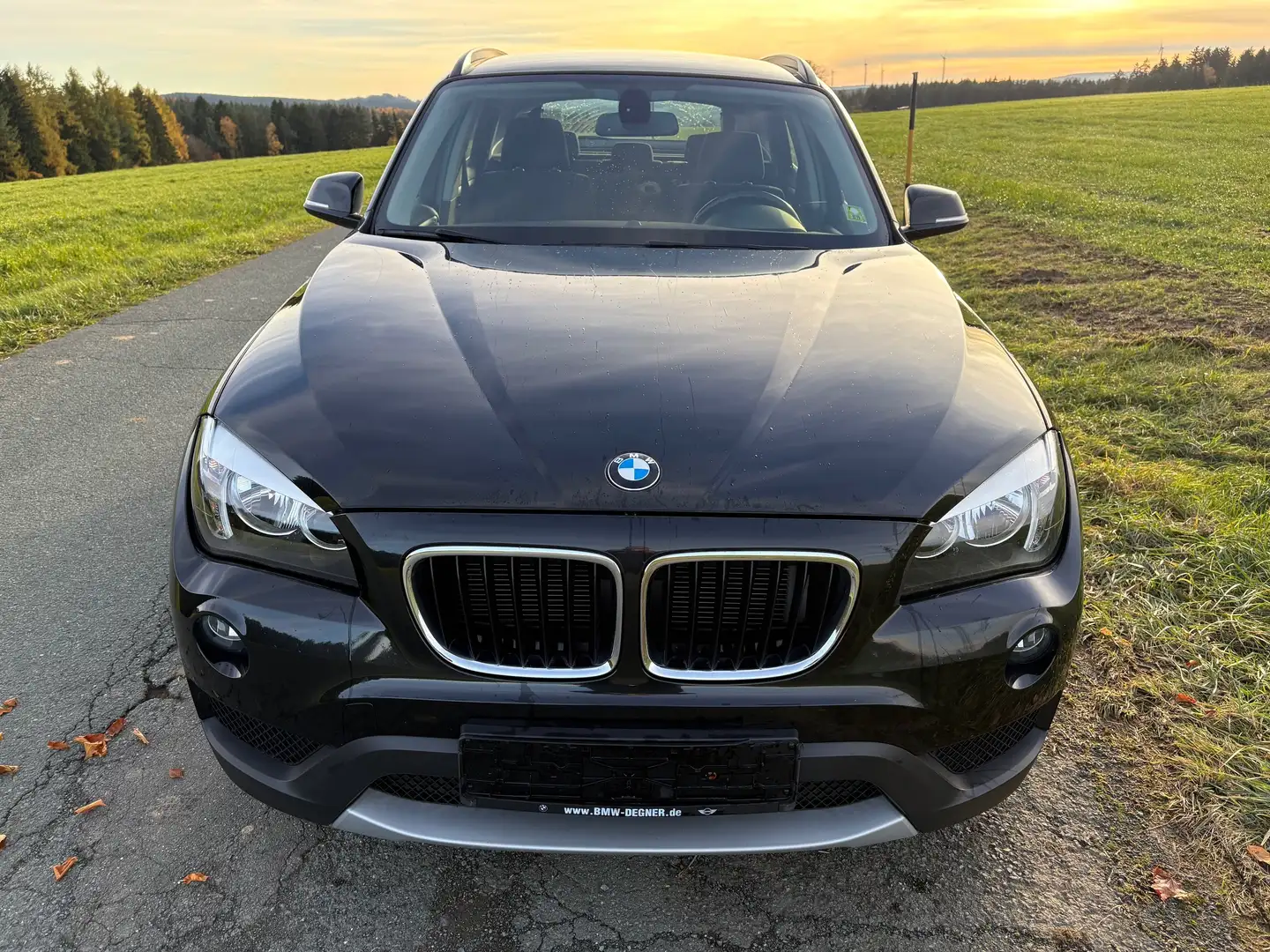 BMW X1 20 d sDrive Efficient Dynamics Edition Schwarz - 2