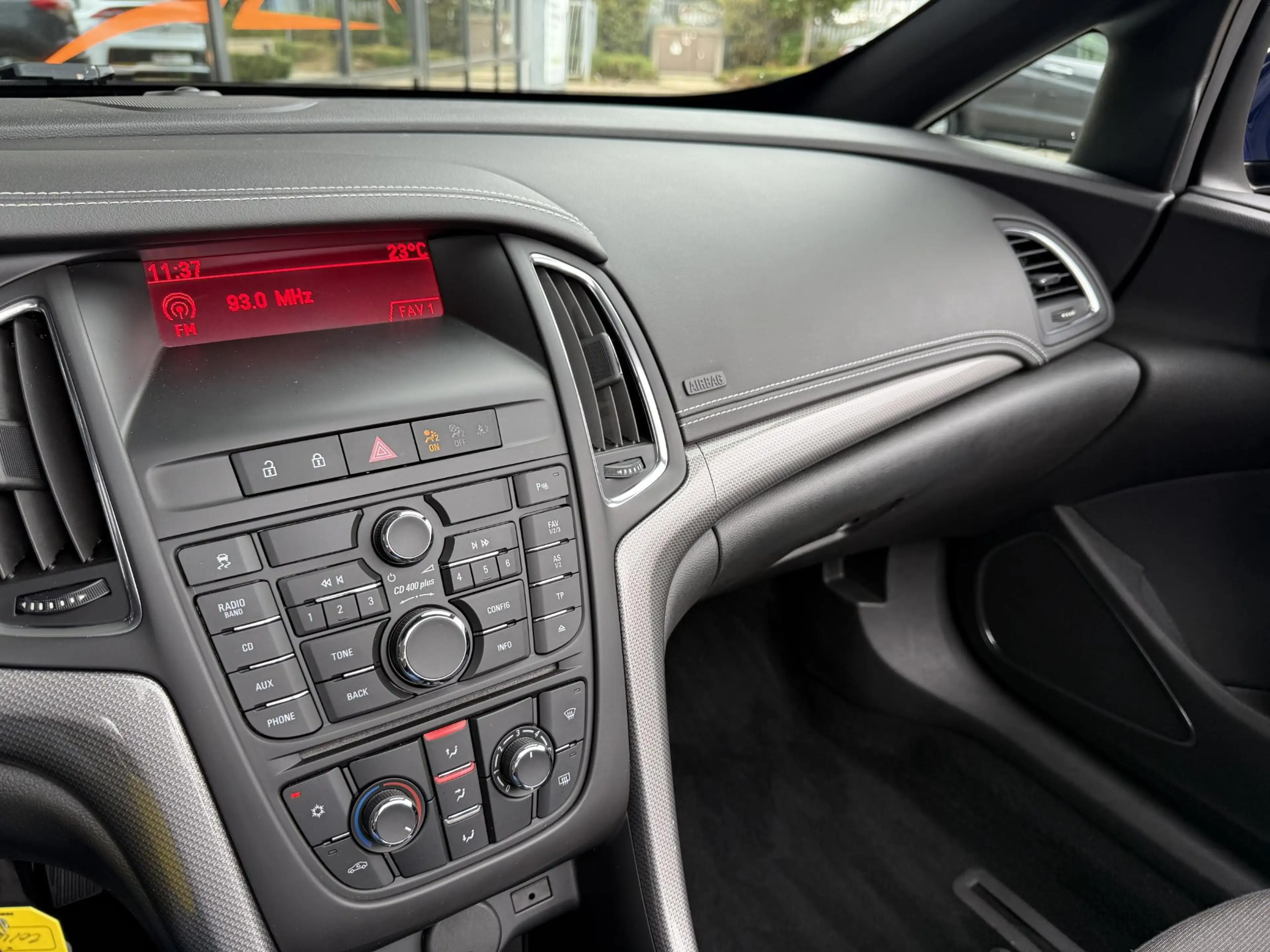 Opel Cascada 1.4 Turbo ecoFLEX Innovation 140 PK Cabriolet 66.0 — photo 20