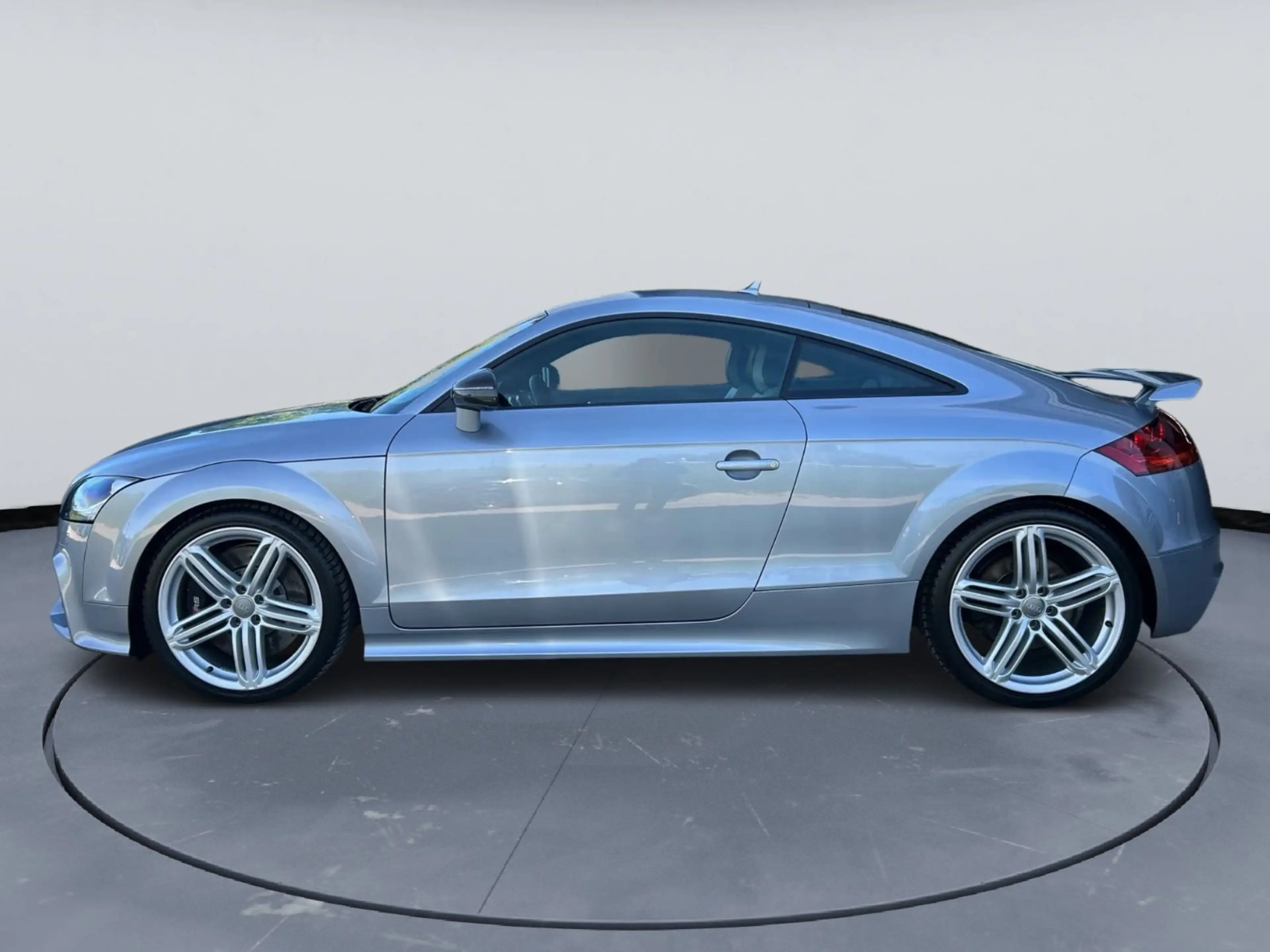 Audi TT RS + 6-Speed Man. EXCLUSIVE INDIVID. MAGNETIC — photo 2