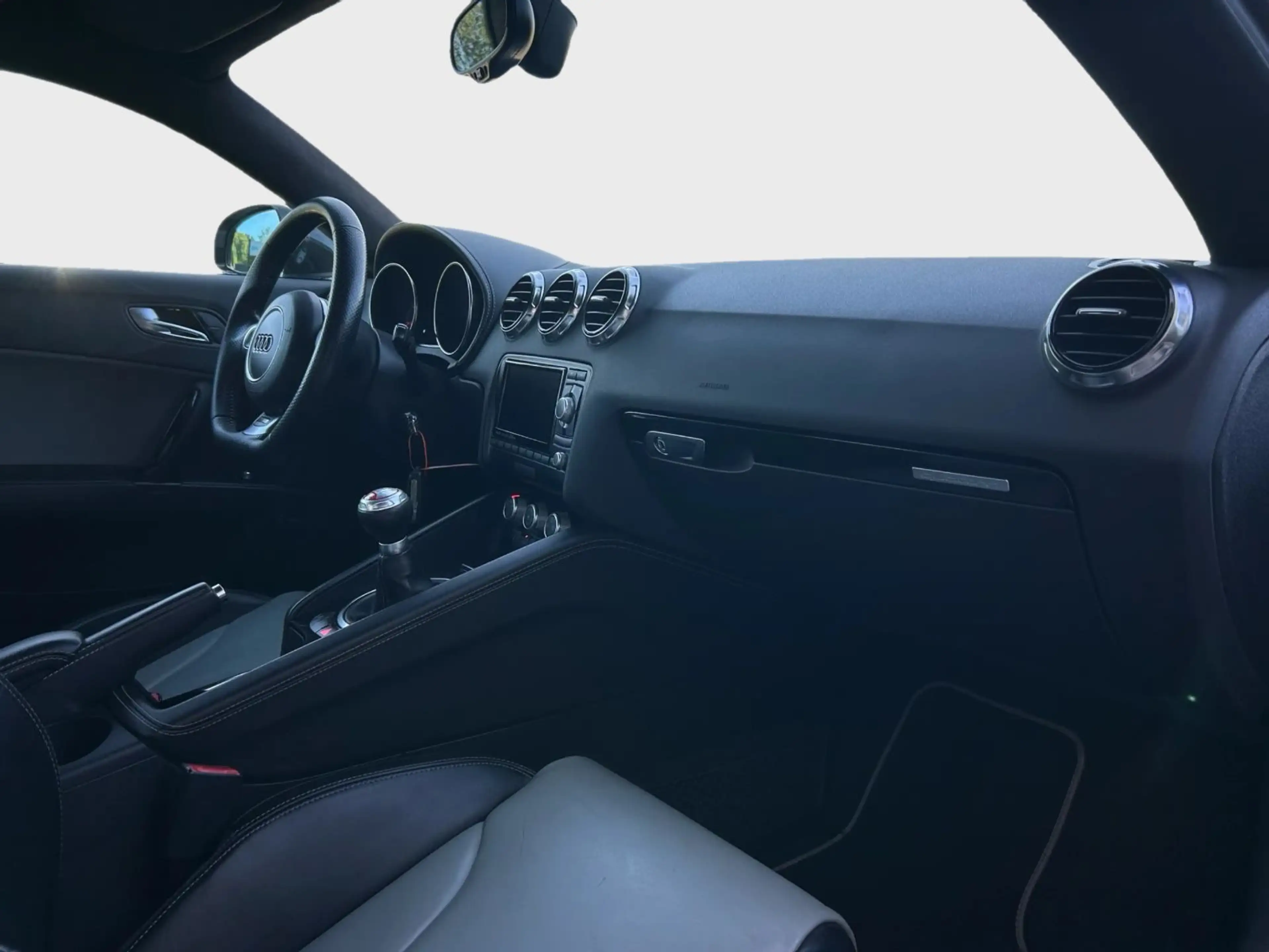 Audi TT RS + 6-Speed Man. EXCLUSIVE INDIVID. MAGNETIC — photo 15